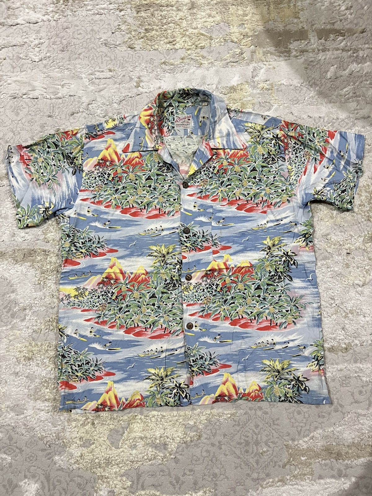 Vintage Vintage 1960s "Land of Aloha" Riviera Rayon Hawaiian Shirt Size US L / EU 52-54 / 3 - 1 Thumbnail