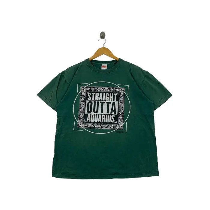 Vintage STRAIGHT OUTTA AQUARIUS Japanese Hip Hop Rap Tee Shirt Size US XL / EU 56 / 4 - 1 Thumbnail