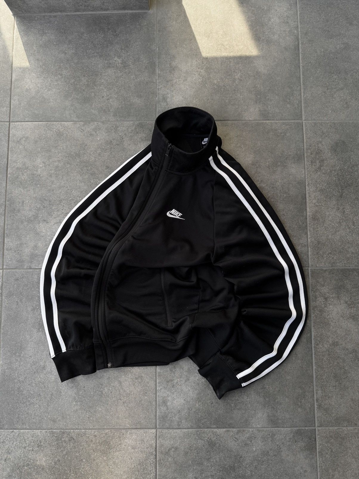 Nike Vintage Nike Track Jacket Striped 2000s Y2K Swoosh Size US M / EU 48-50 / 2 - 3 Thumbnail