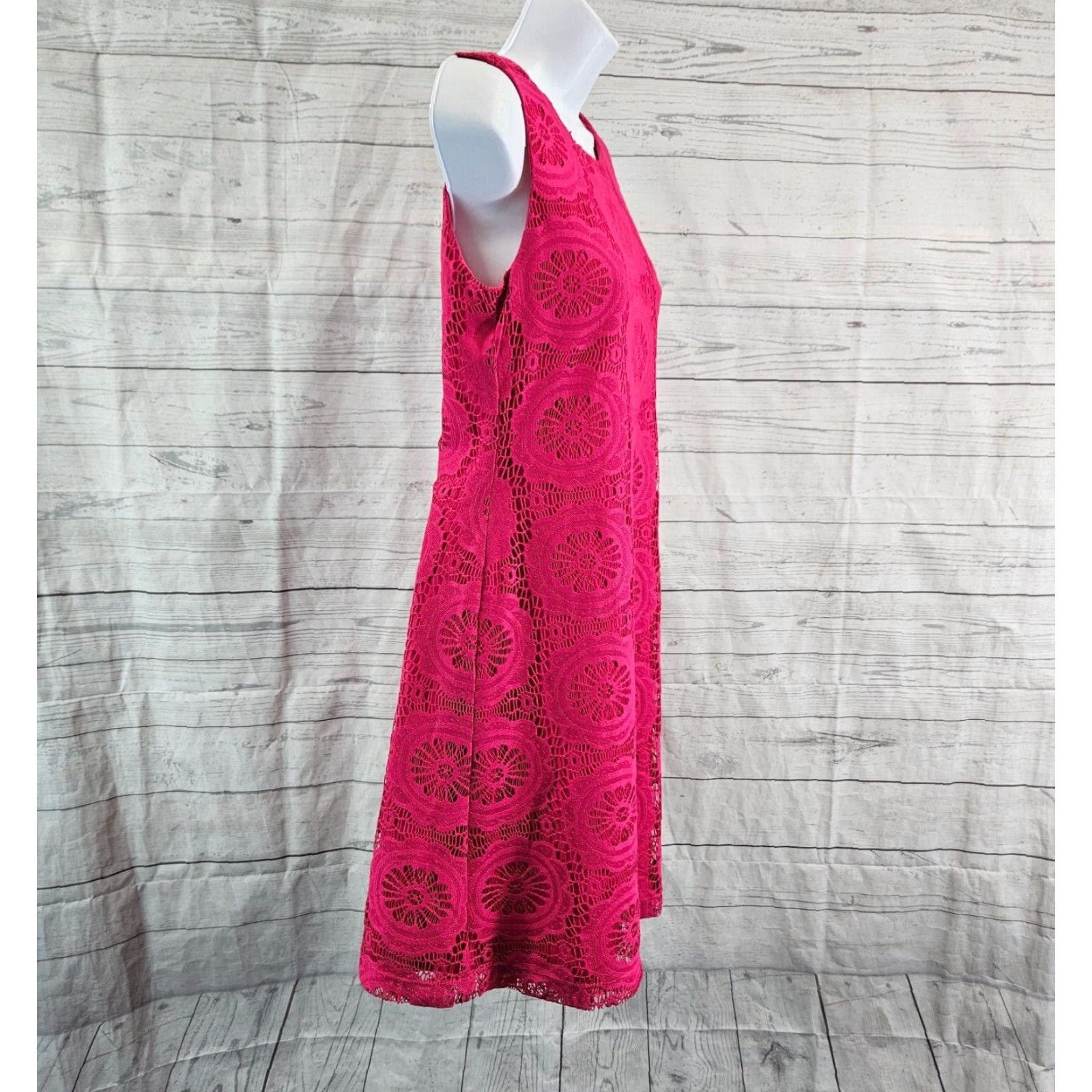 Vintage Eliza J Womens Dress Sz 0 Pink Crochet Lace Sleeveless Round Neck Fit & Flare Short Size XS / US 0-2 / IT 36-38 - 3 Thumbnail