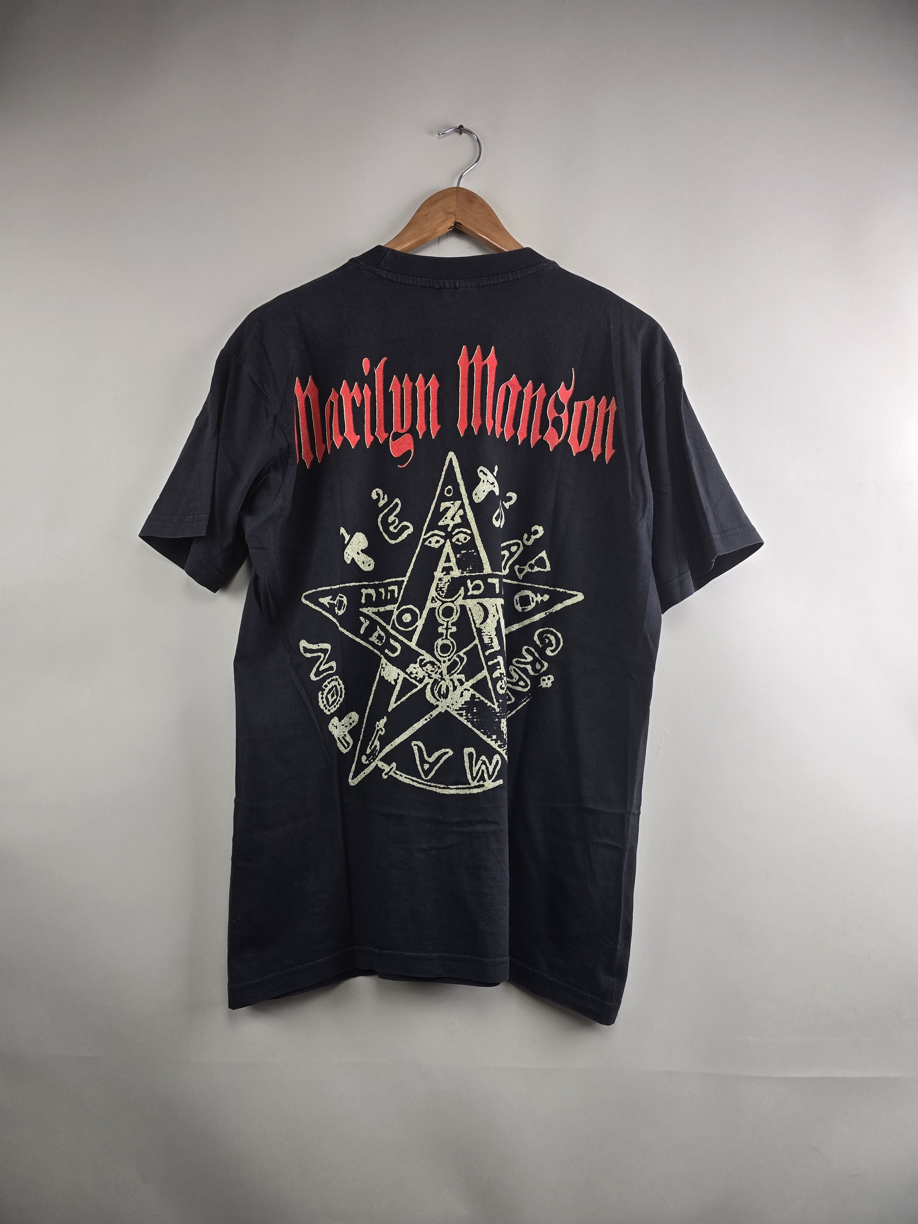Band Tees × Marilyn Manson × Vintage 90s Marilyn Manson Euro L 21" 28" Size US L / EU 52-54 / 3 - 4 Thumbnail