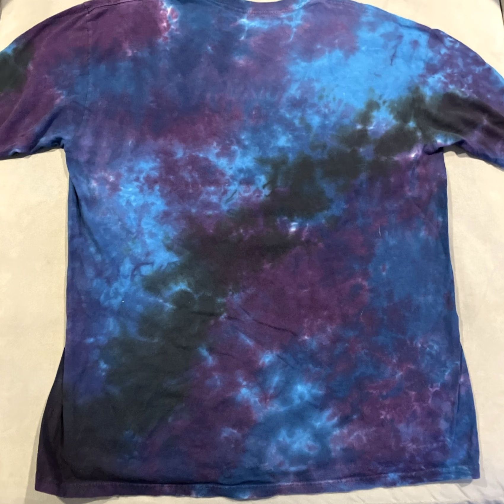 Liquid Blue Liquid Blue Alice In Wonderland Cheshire Cat Silhouette Tie Dye T Shirt XL Men Short Sleeve Blue Cat Shirts Size US XL / EU 56 / 4 - 4 Thumbnail