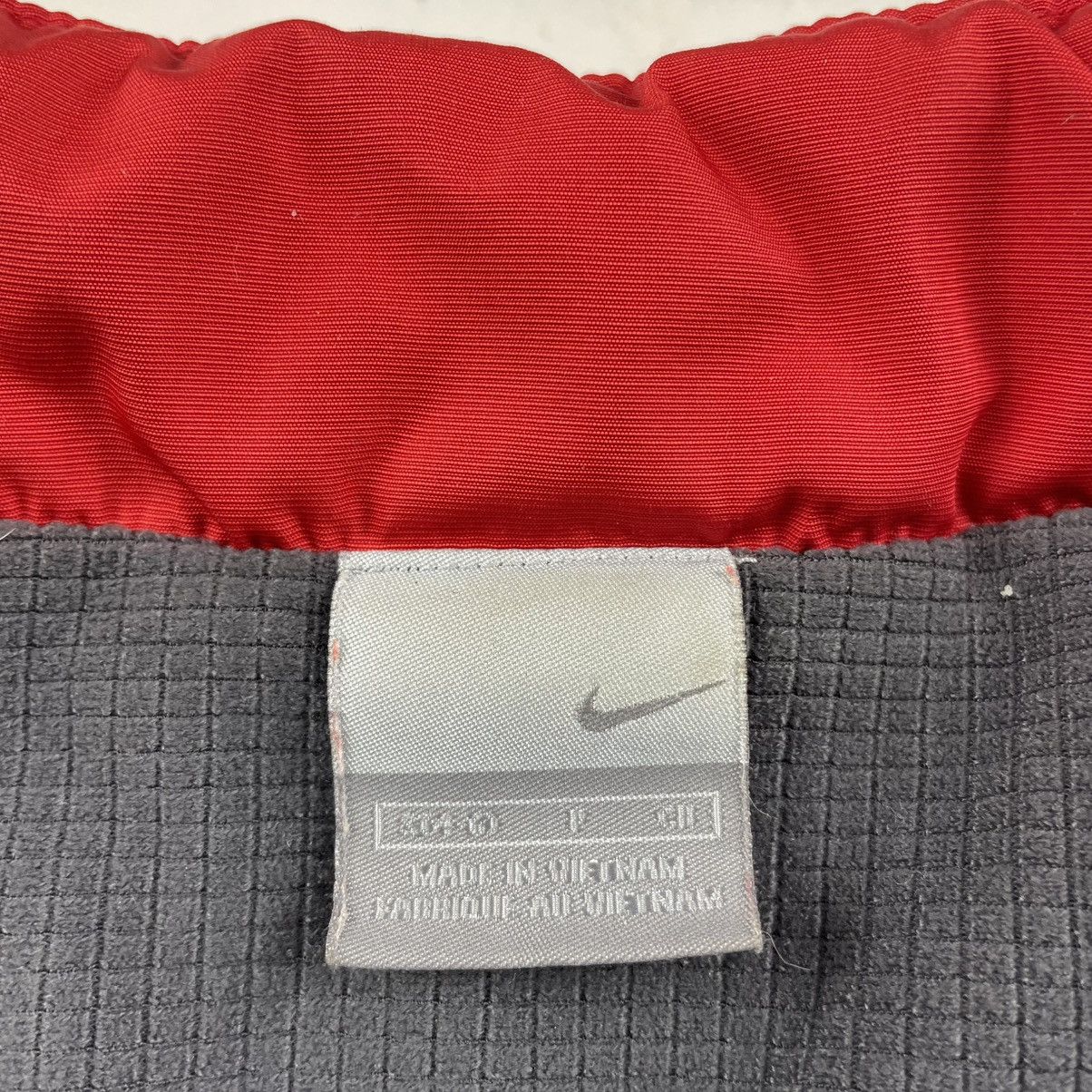Nike Vtg Y2K Nike Red Quilted Down Puffer Trucker Jacket Womens Size S / US 4 / IT 40 - 5 Thumbnail