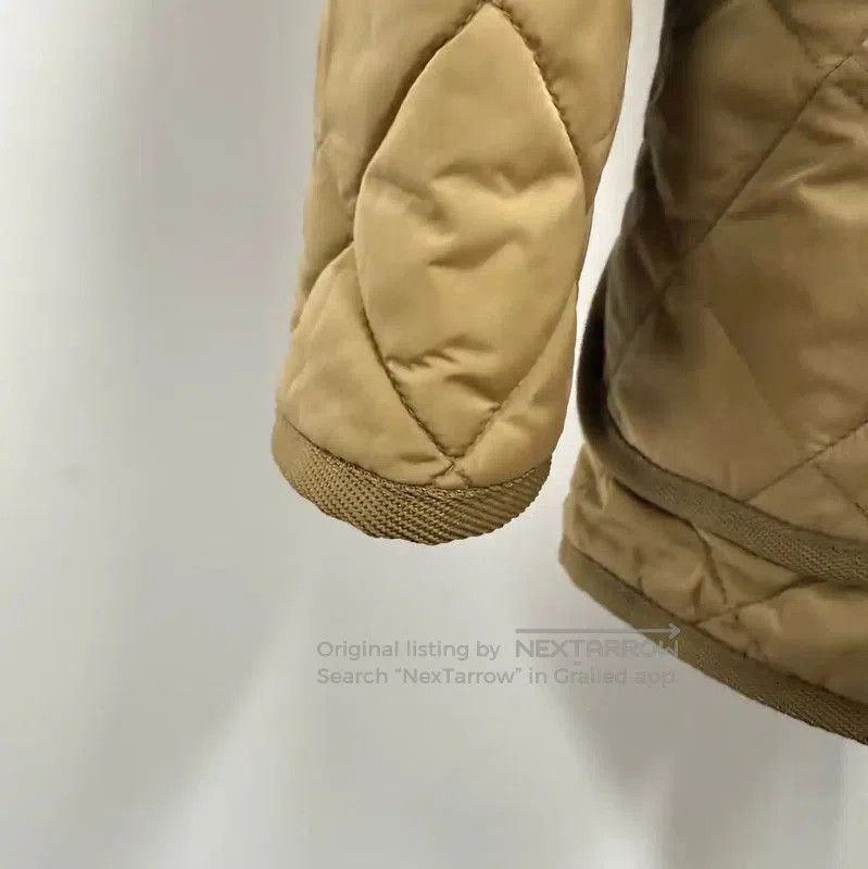 Burberry Burberry Yellow Cotton Women's Jacket. Size M / US 6-8 / IT 42-44 - 5 Thumbnail