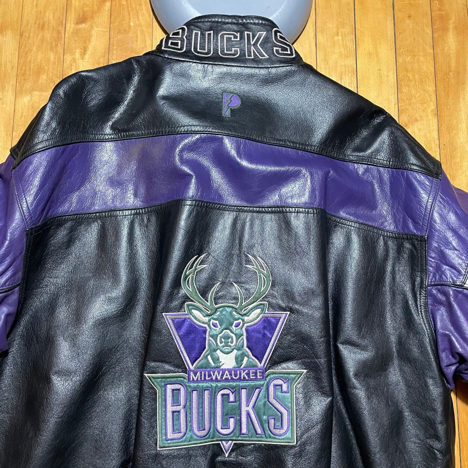 Pro Player WILSONS 90’s Milwaukee Bucks Pro Player Leather Jacket XL Size US XL / EU 56 / 4 - 7 Thumbnail