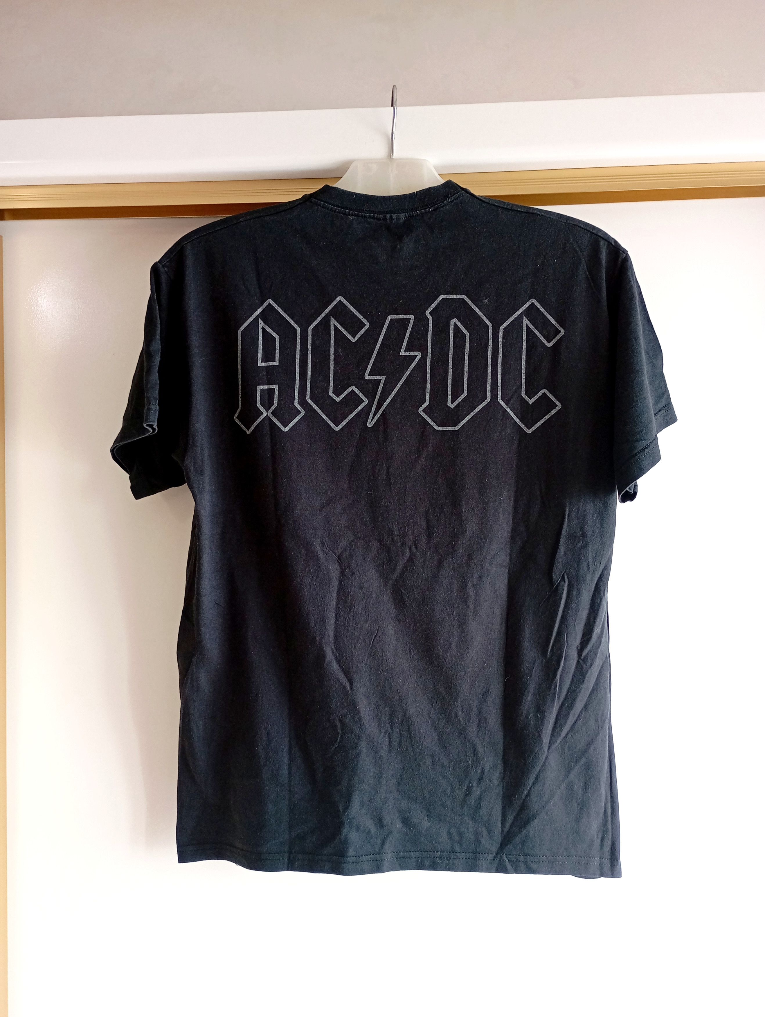 Band Tees Vintage AC/DC 90s For Those About To Rock Tshirt Size US M / EU 48-50 / 2 - 8 Thumbnail