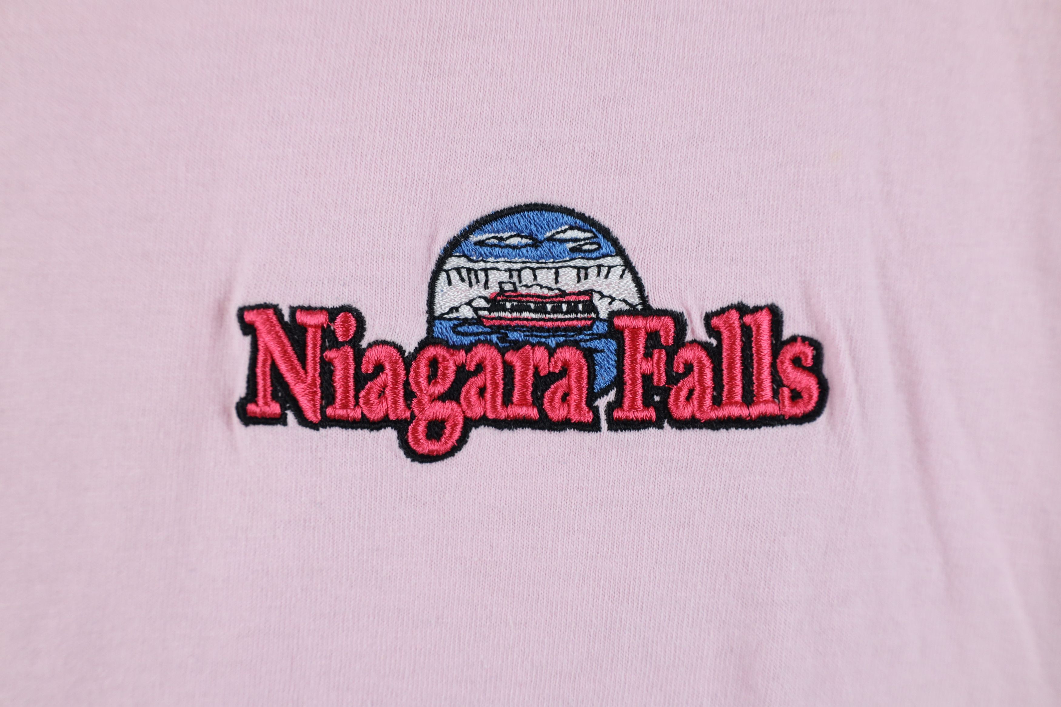 Vintage Vintage Y2K Streetwear Spell Out Niagara Falls T-Shirt Pink Size XL / US 12-14 / IT 48-50 - 4 Thumbnail