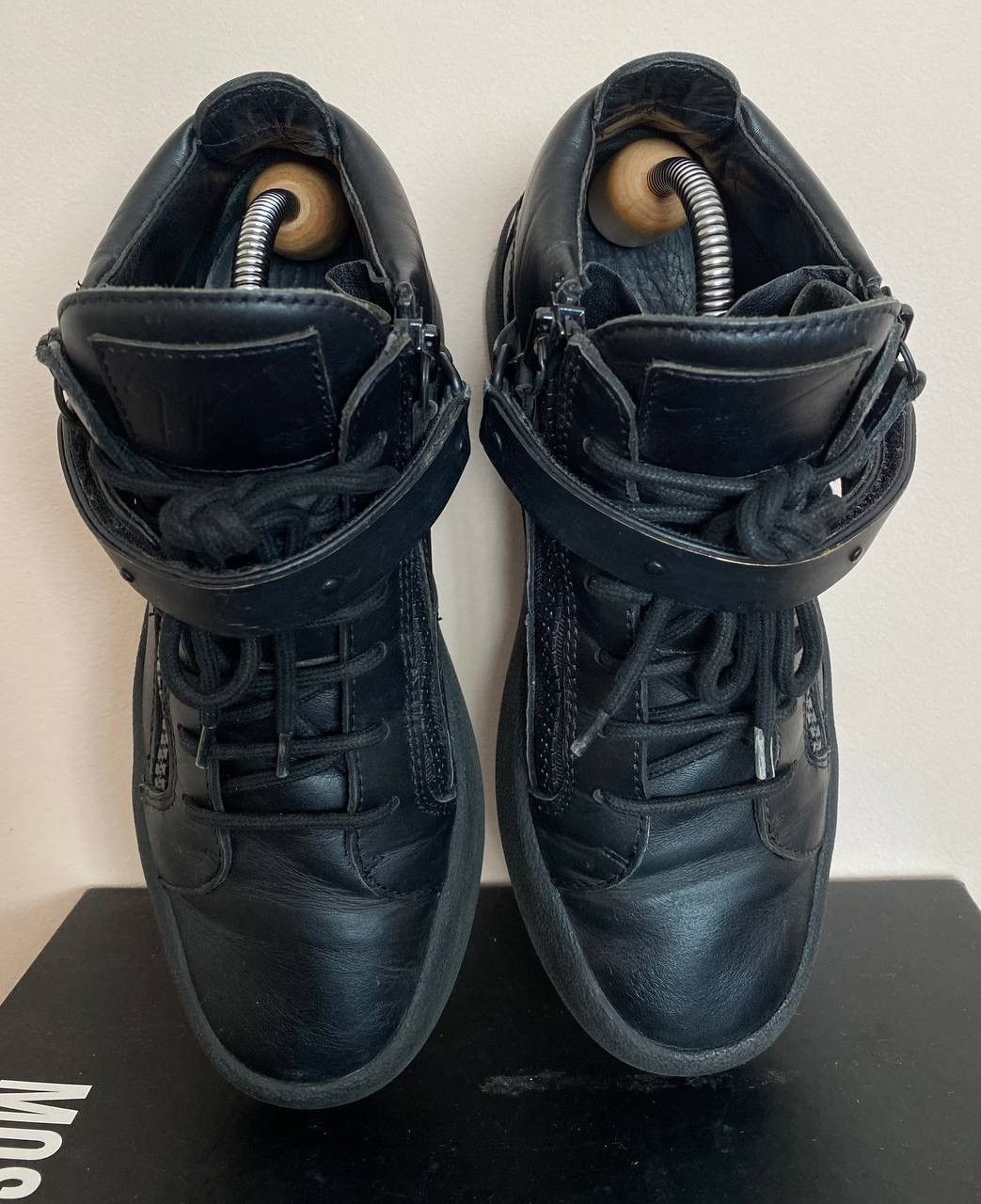Giuseppe Zanotti Giuseppe Zanotti May London Black Size 38.5 Size US 6 / EU 39 - 6 Thumbnail