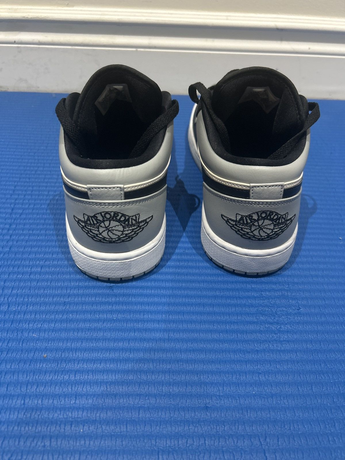 Nike Air Jordan 1 Low Shadow Toe Size US 10.5 / EU 43-44 - 4 Thumbnail