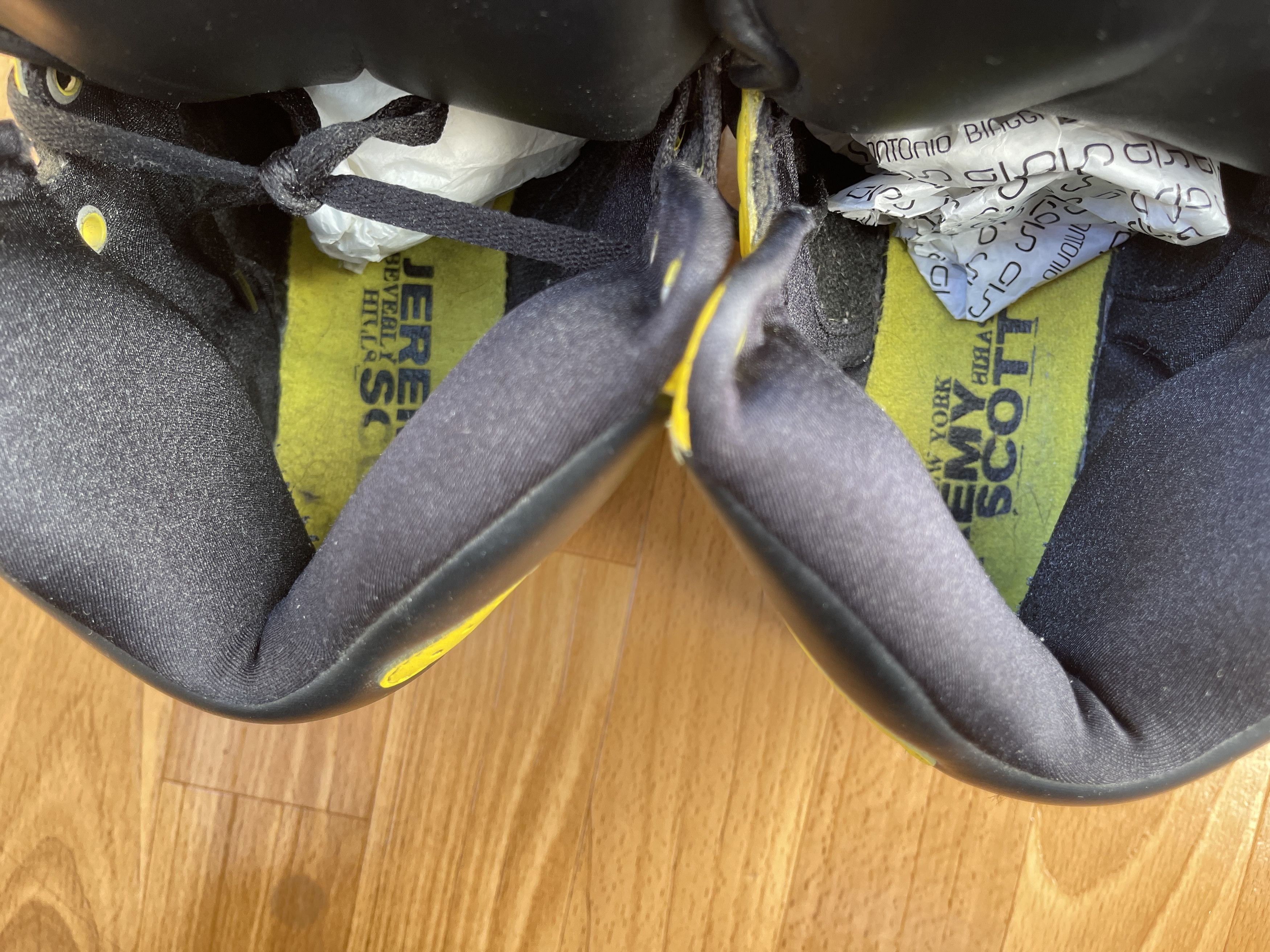 Adidas × Jeremy Scott Adidas sneakers Jeremy Scott Instinct Top shoes ObyO V24530 Size US 10 / EU 43 - 19 Thumbnail