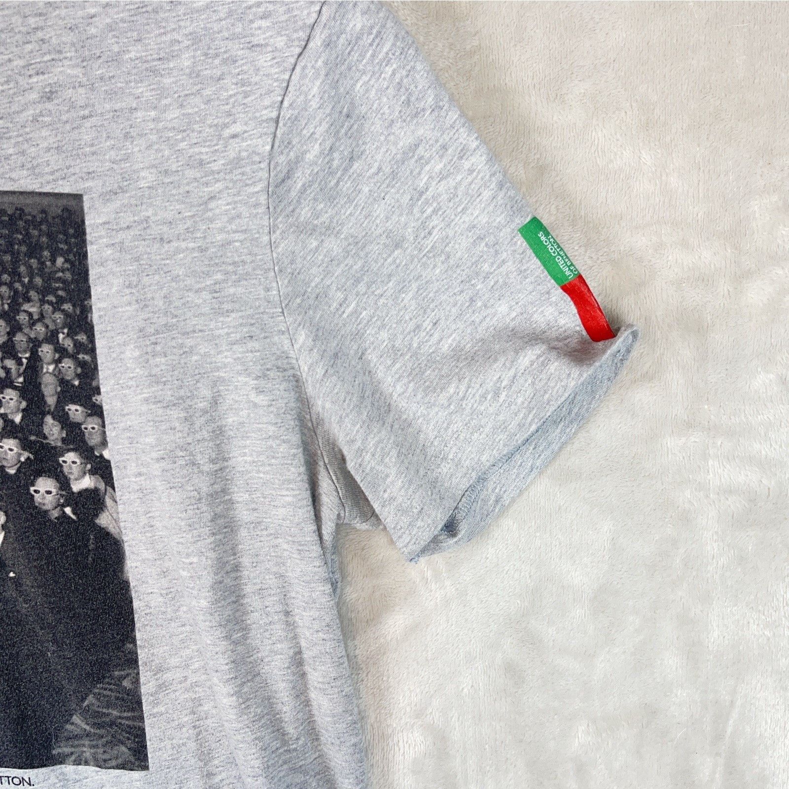 United Colors Of Benetton UCB X Life Magazine Men's Small Gray T Shirt Tee Cinema 3D Size US S / EU 44-46 / 1 - 4 Thumbnail