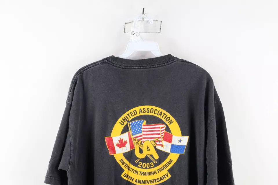 Vintage Vintage Y2K 2003 Pipefitters Short Sleeve T-Shirt Black USA Size US XL / EU 56 / 4 - 8 Thumbnail