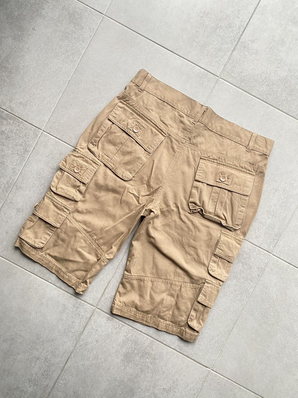 Vintage Vintage Cargo Shorts Size US 33 - 7 Thumbnail