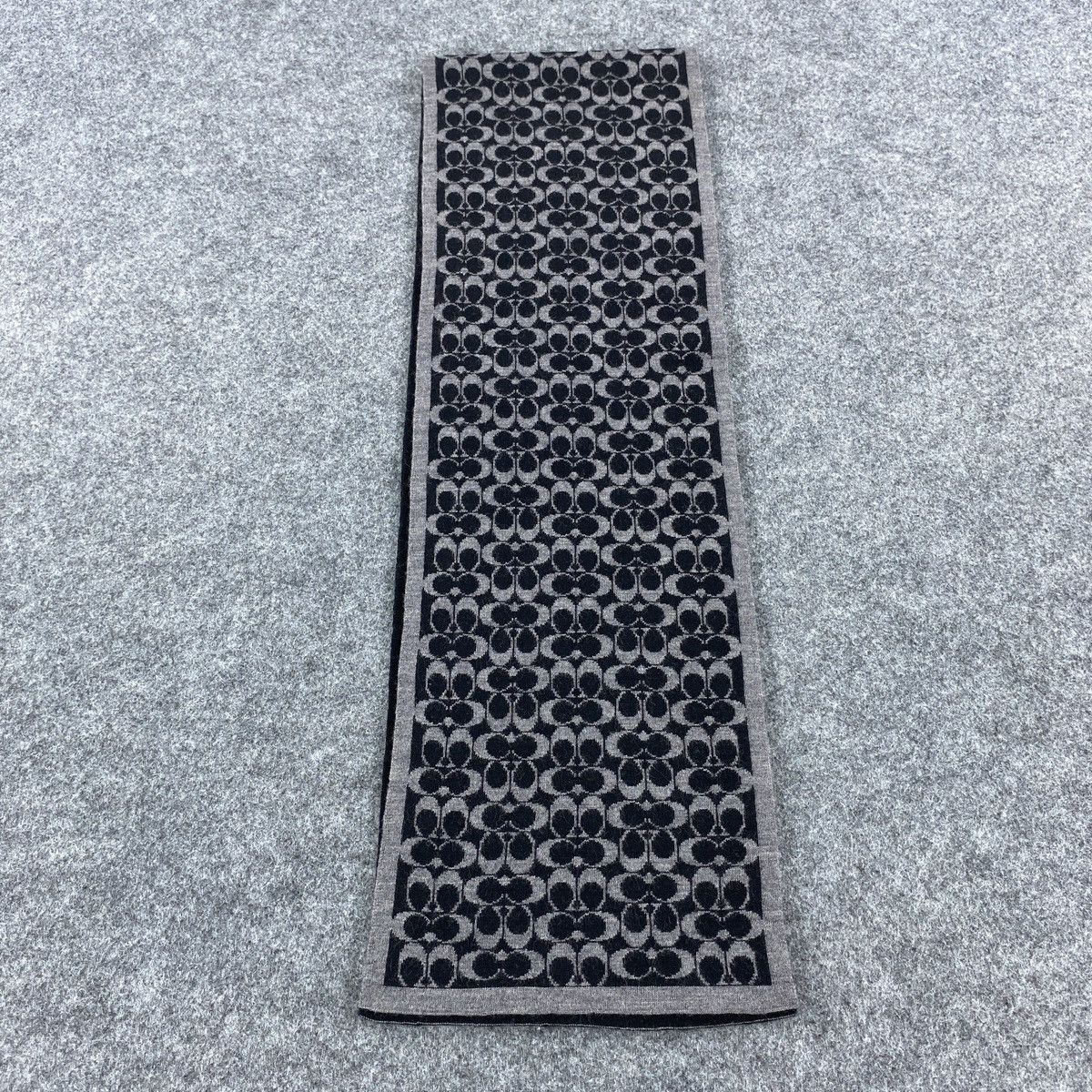 Coach × Vintage Coach Scarf # D651 # Muffler # Neckwear Size ONE SIZE - 1 Thumbnail
