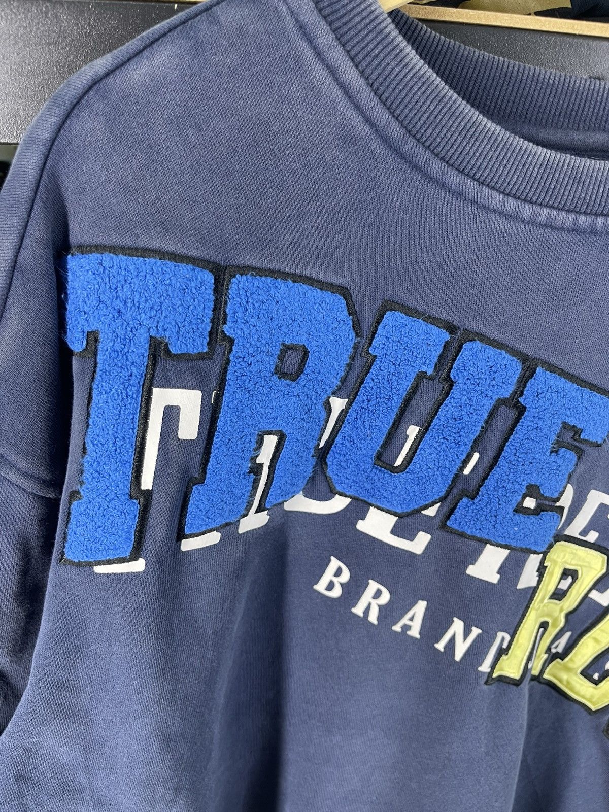 True Religion True Religion Staggered TR Crew Neck Pullover Sweatshirt Size US S / EU 44-46 / 1 - 3 Thumbnail