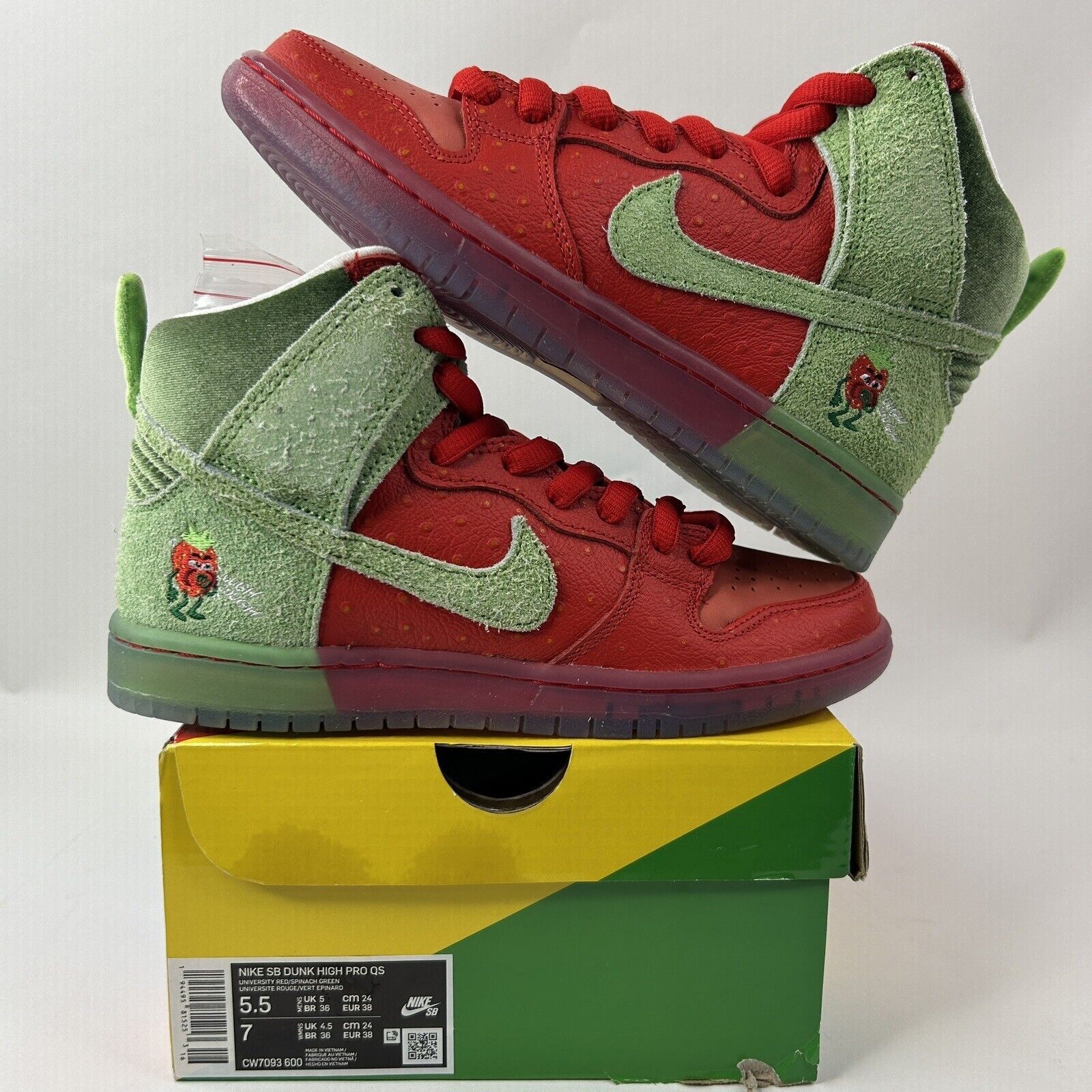 Nike Nike Dunk High SB “Strawberry Cough” 2024 Size US 7 / IT 37 - 1 Thumbnail