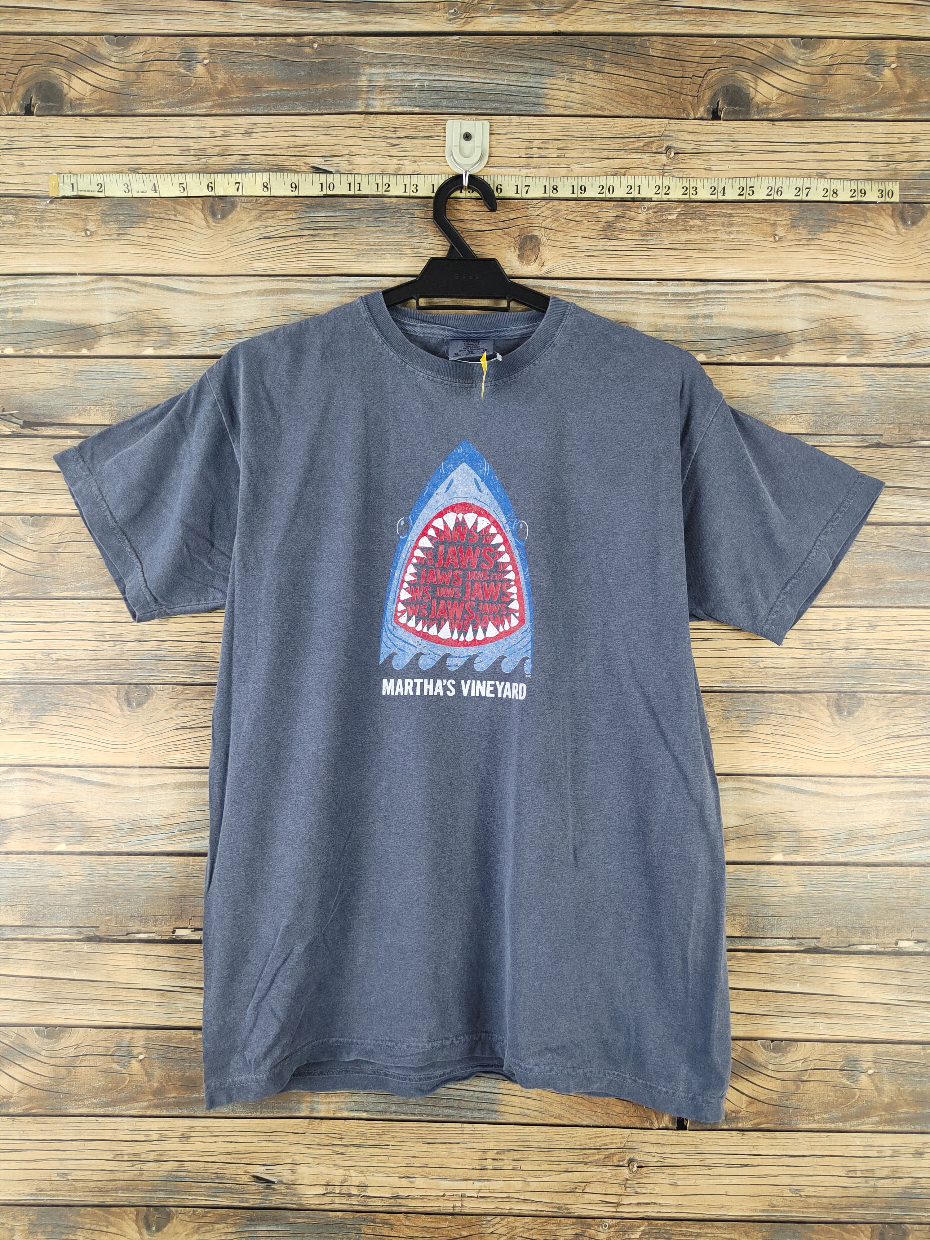 Vintage DL Martha'S Vineyard Jaws movie Gray vintage tee #998 Size US M / EU 48-50 / 2 - 1 Thumbnail