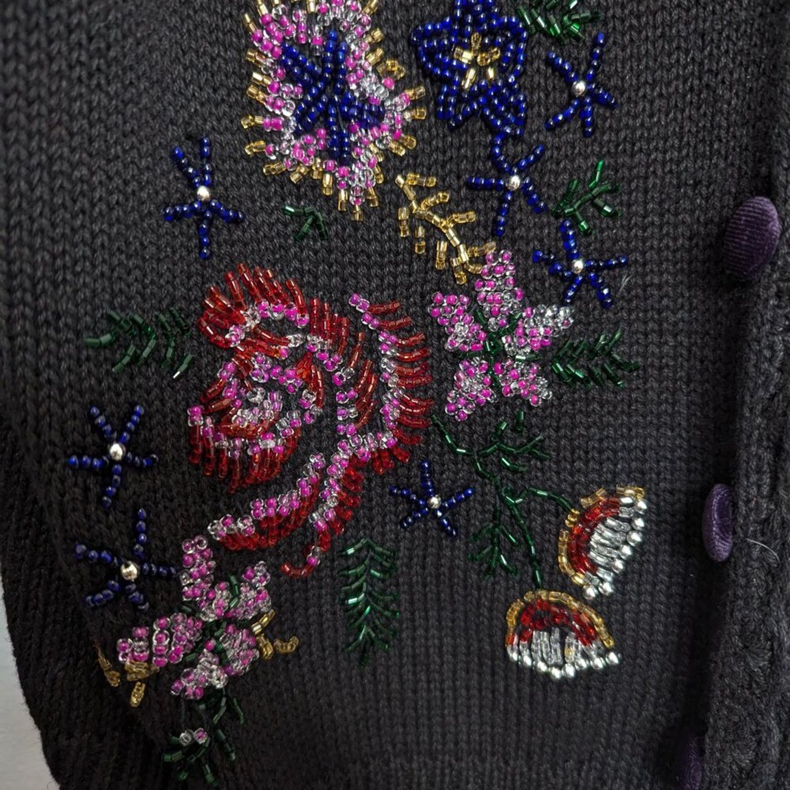 Vintage Vintage Black V-Neck Long Sleeve Floral Beaded Cardigan Size S / US 4 / IT 40 - 8 Thumbnail