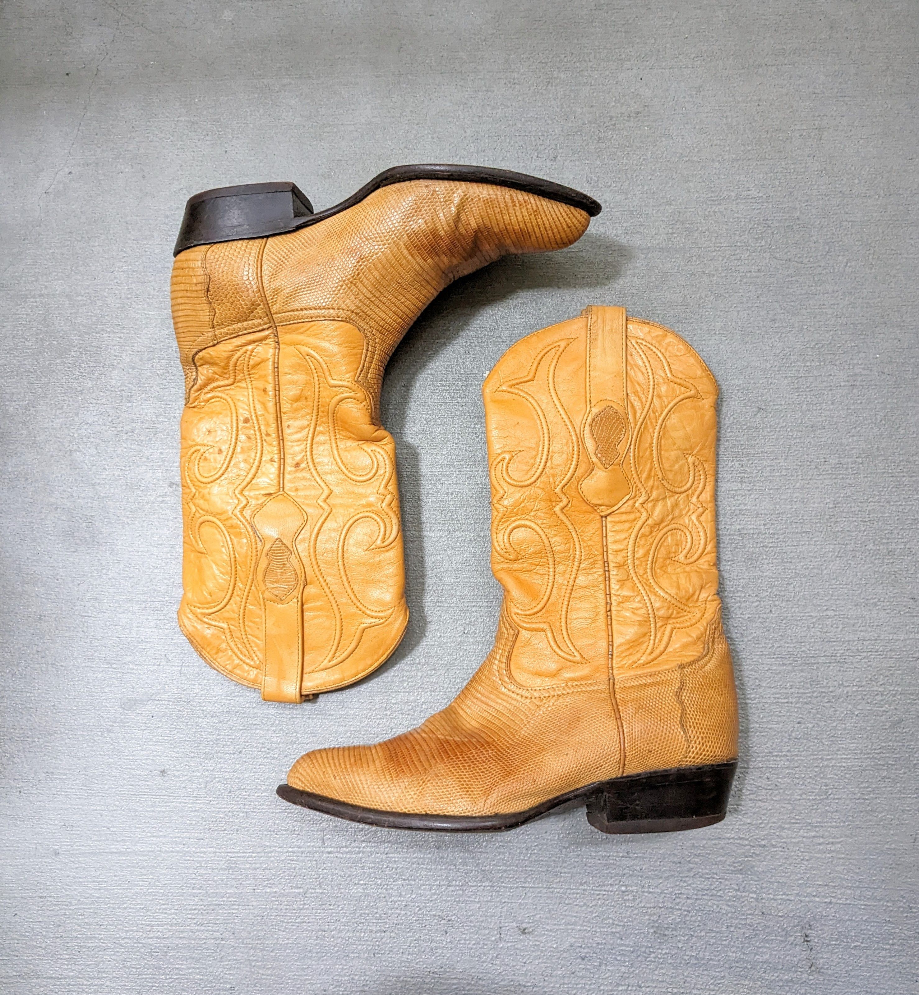 Genuine Leather Vintage Cowboy Boots Yellow Lizard 8 Wide Leather USA Size US 8 / EU 41 - 1 Thumbnail
