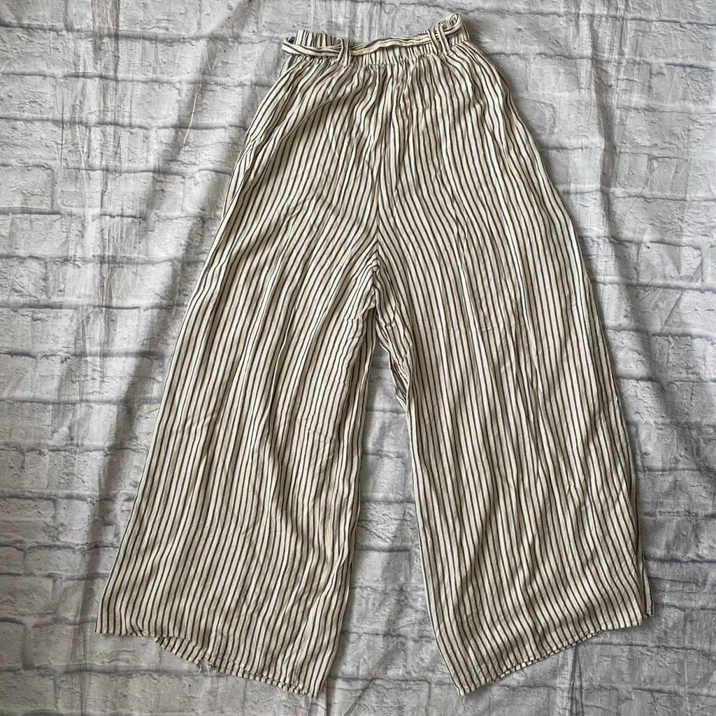 American Eagle Outfitters American Eagle women XS wide leg fully lined striped high wa Size 26" / US 2 / IT 38 - 8 Thumbnail