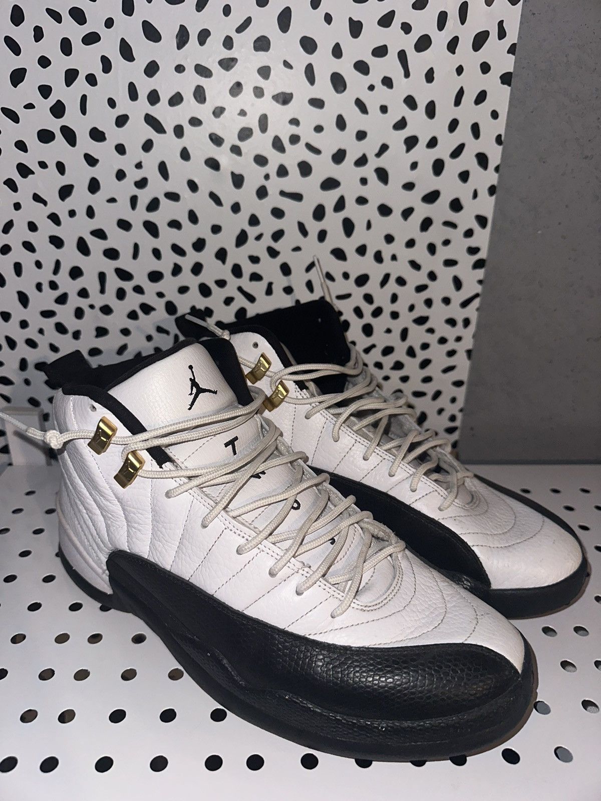 Jordan Brand Jordan 12 Retro “Taxi” 2013 Size US 10 / EU 43 - 1 Thumbnail