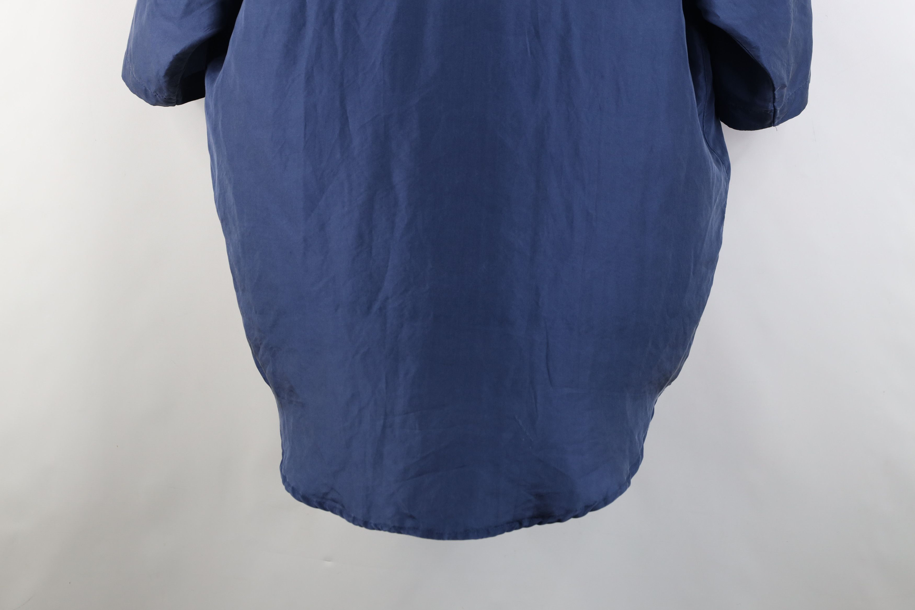 Vintage Vintage 90s Streetwear Silk Short Sleeve Button Shirt Blue Size US S / EU 44-46 / 1 - 13 Thumbnail