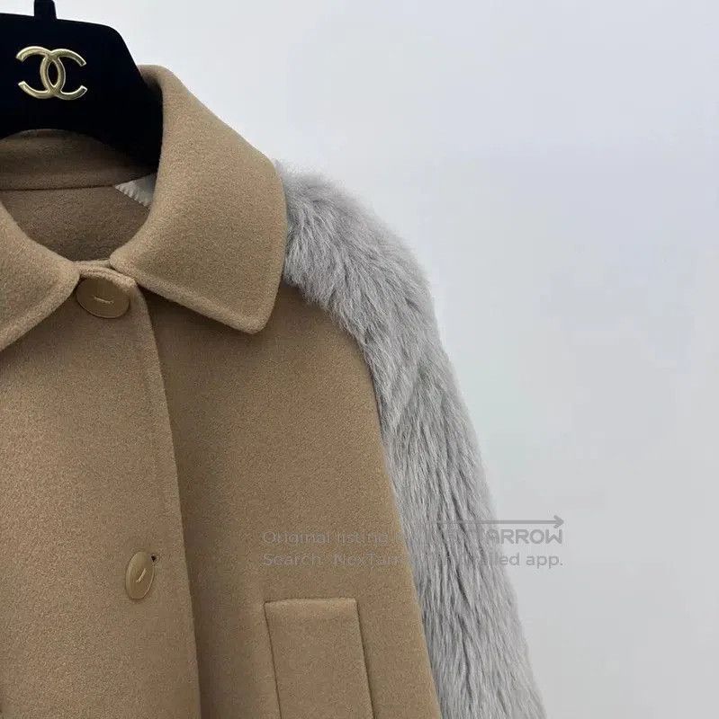 Loewe Loewe Beige Women's Jacket with Faux Fur Sleeves . Size M / US 6-8 / IT 42-44 - 3 Thumbnail