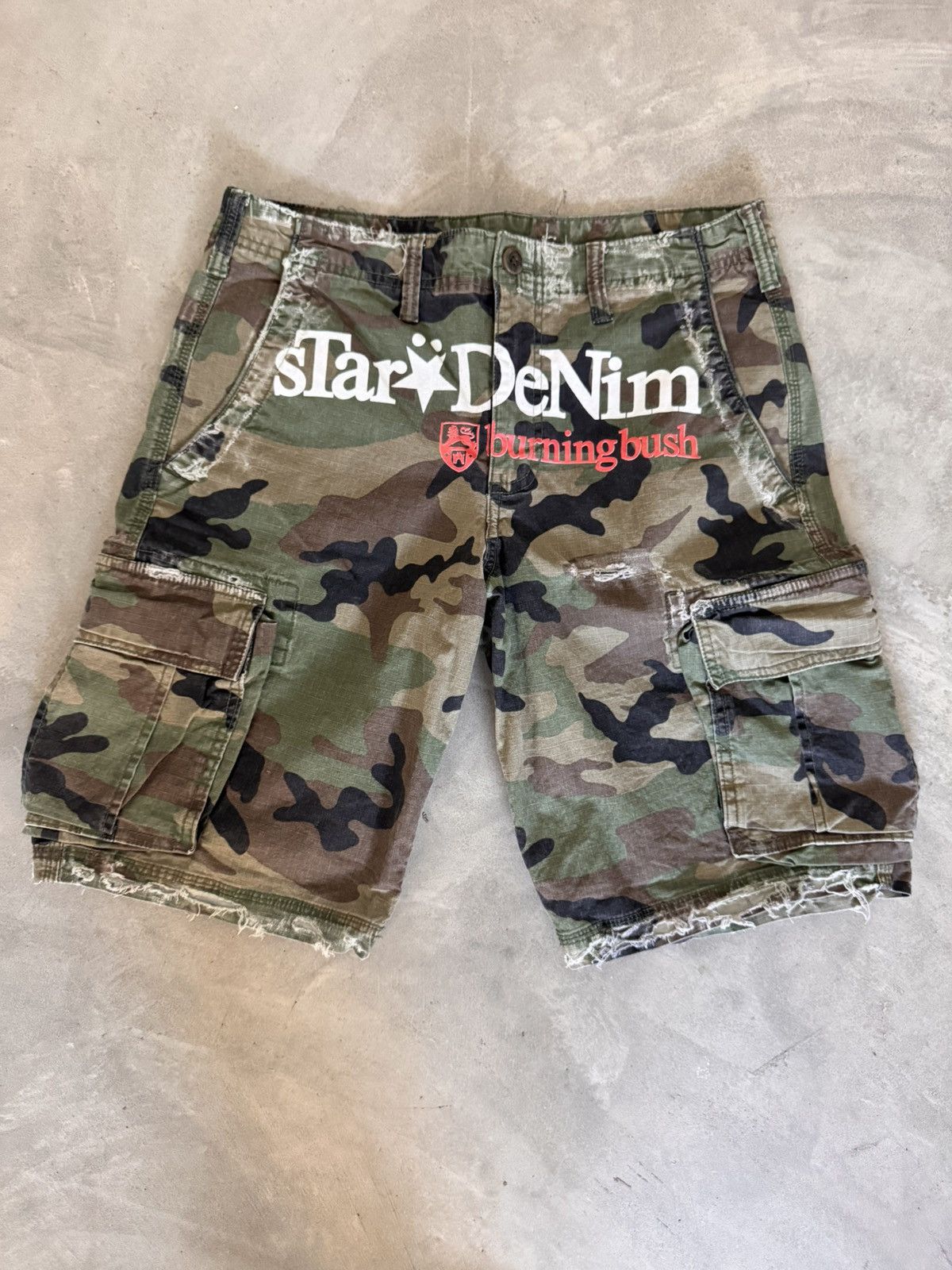 Other Burning Büsh Shorts Size US 32 / EU 48 - 1 Thumbnail