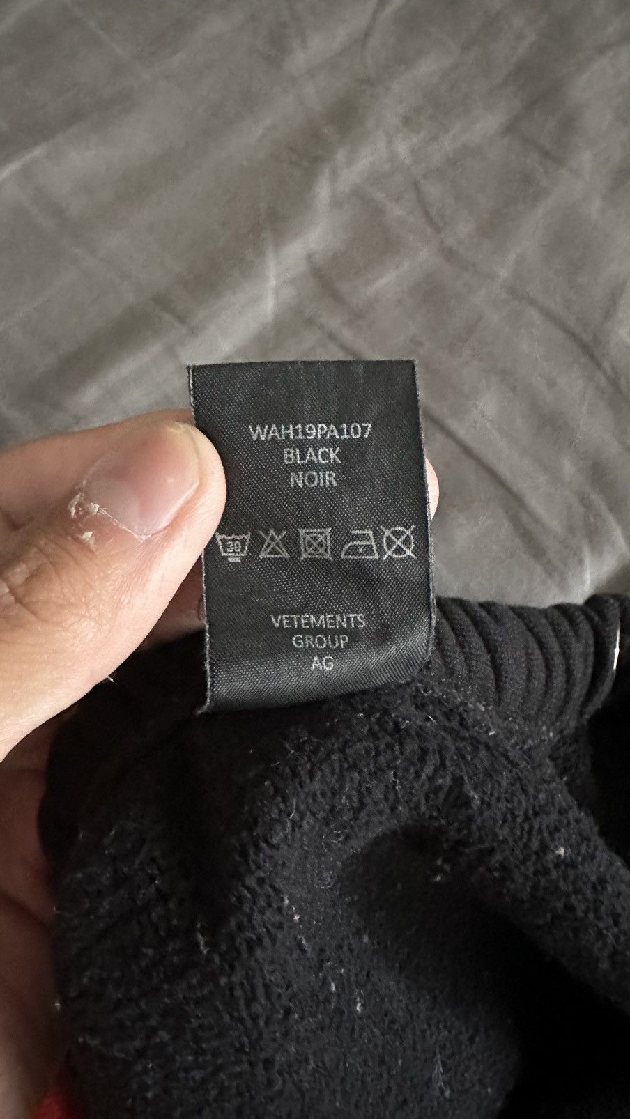 Vetements VETEMENTS XS Logo Sweats (SOLD) Size US 28 / EU 44 - 4 Thumbnail