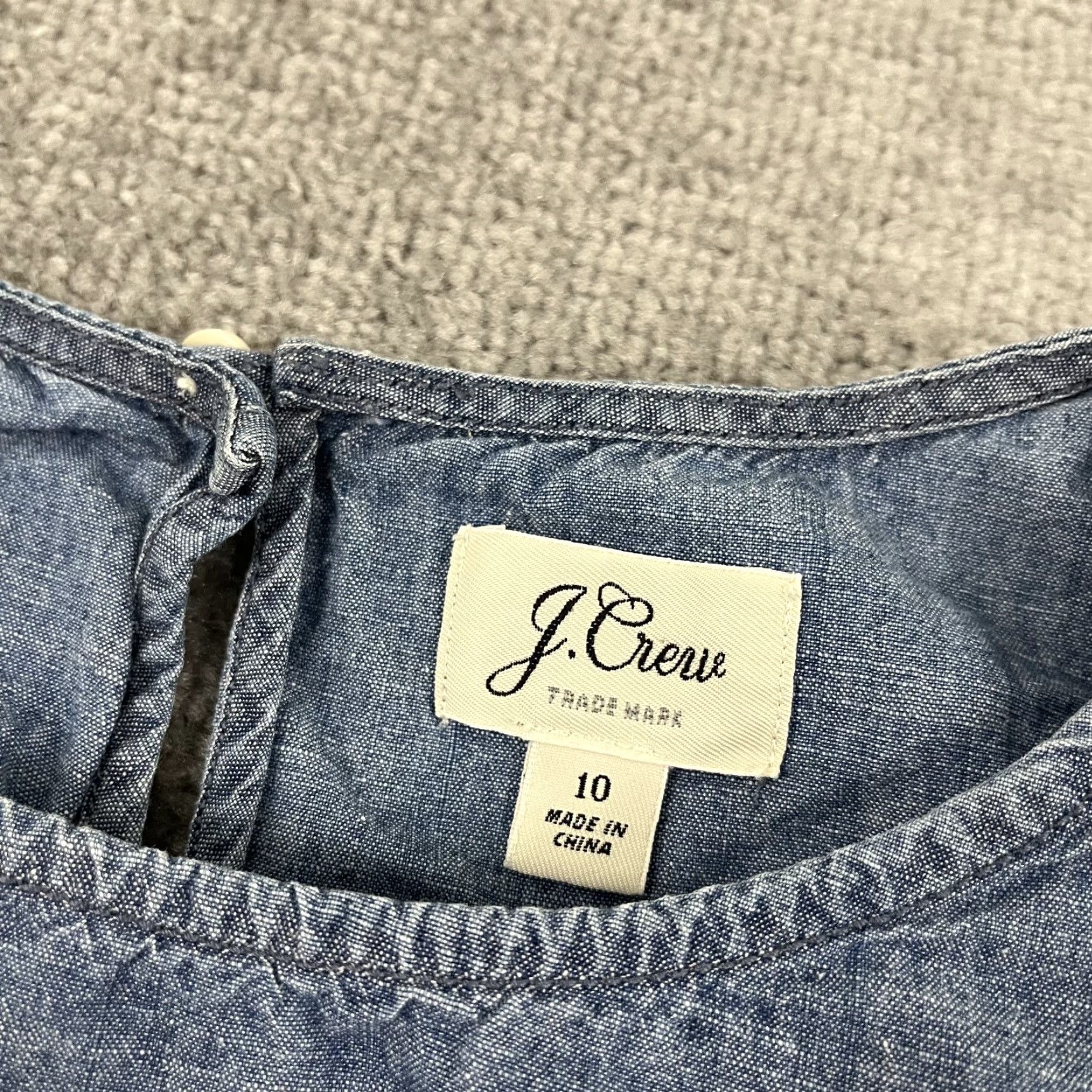 J.Crew VINTAGE J.CREW Blouse Top Womens Size 10 Chambray Casual Short Sleeve Crew Neck Shirt Size L / US 10 / IT 46 - 2 Thumbnail