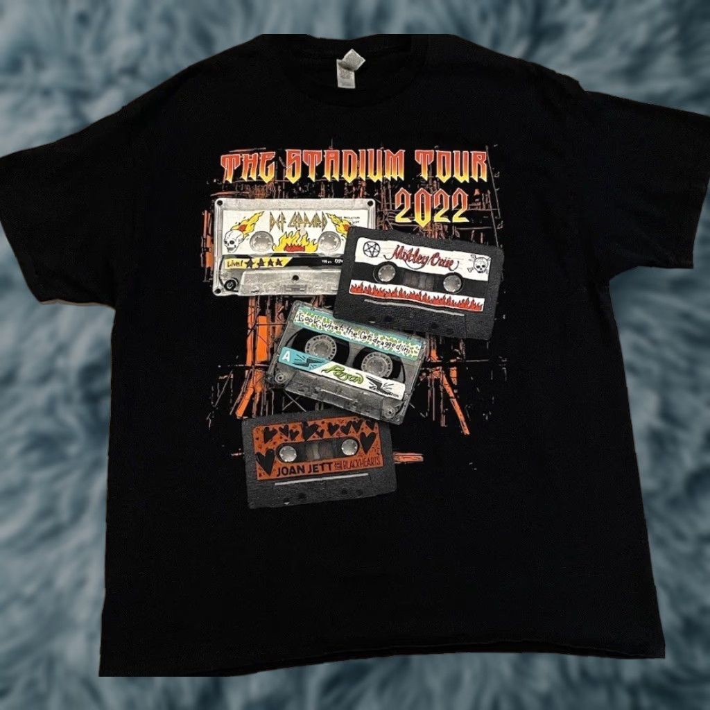 Vintage Motley Crue Def Leppard Poison Stadium Tour shirt XL Black 80s 90s Rock Punk Metal Concert Vintage Size US XL / EU 56 / 4 - 1 Thumbnail