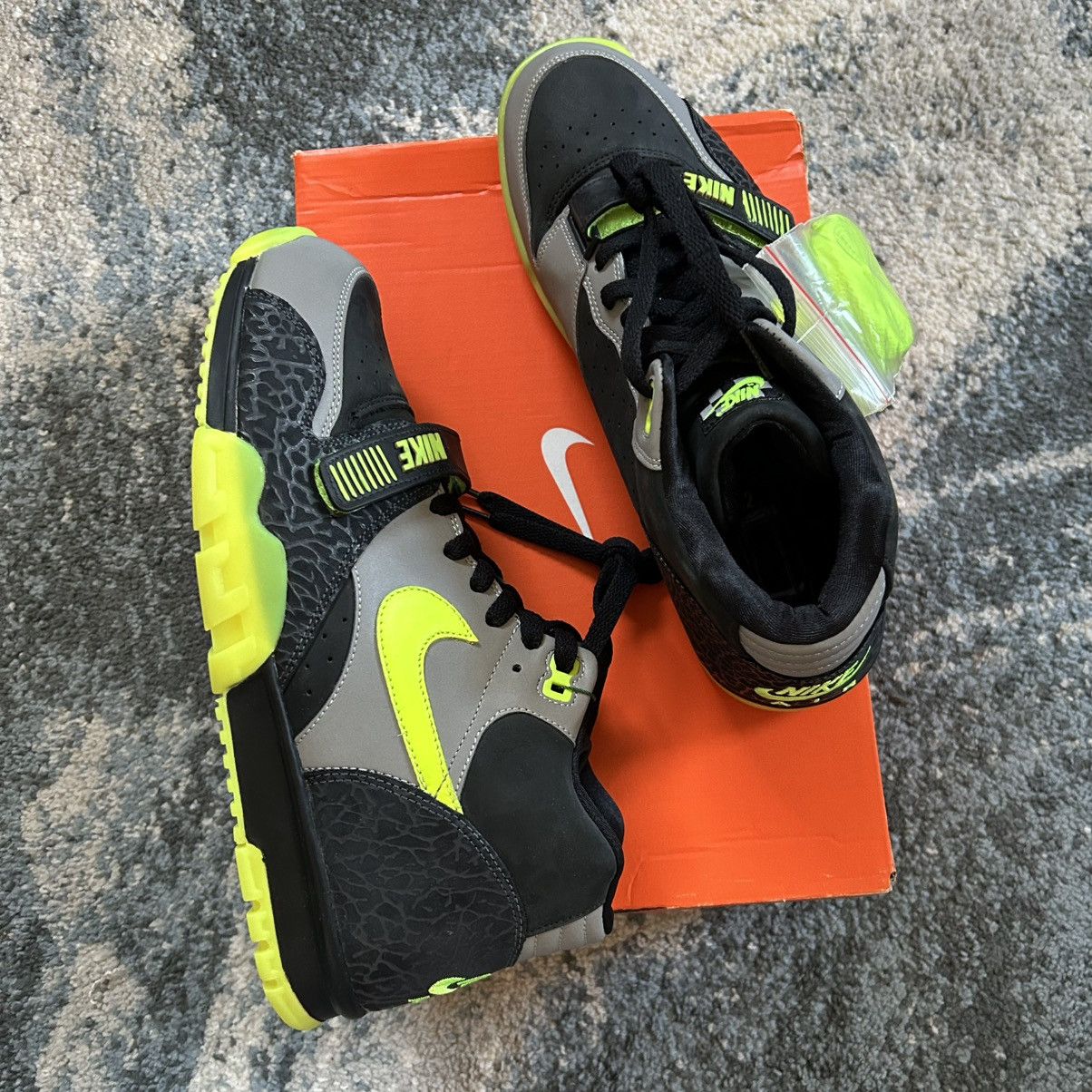 Nike 2008 DJ CLARK KENT AiR TRAiNER 1 PREMiUM 112 NEON VOLT 3M Size US 11 / EU 44 - 4 Thumbnail