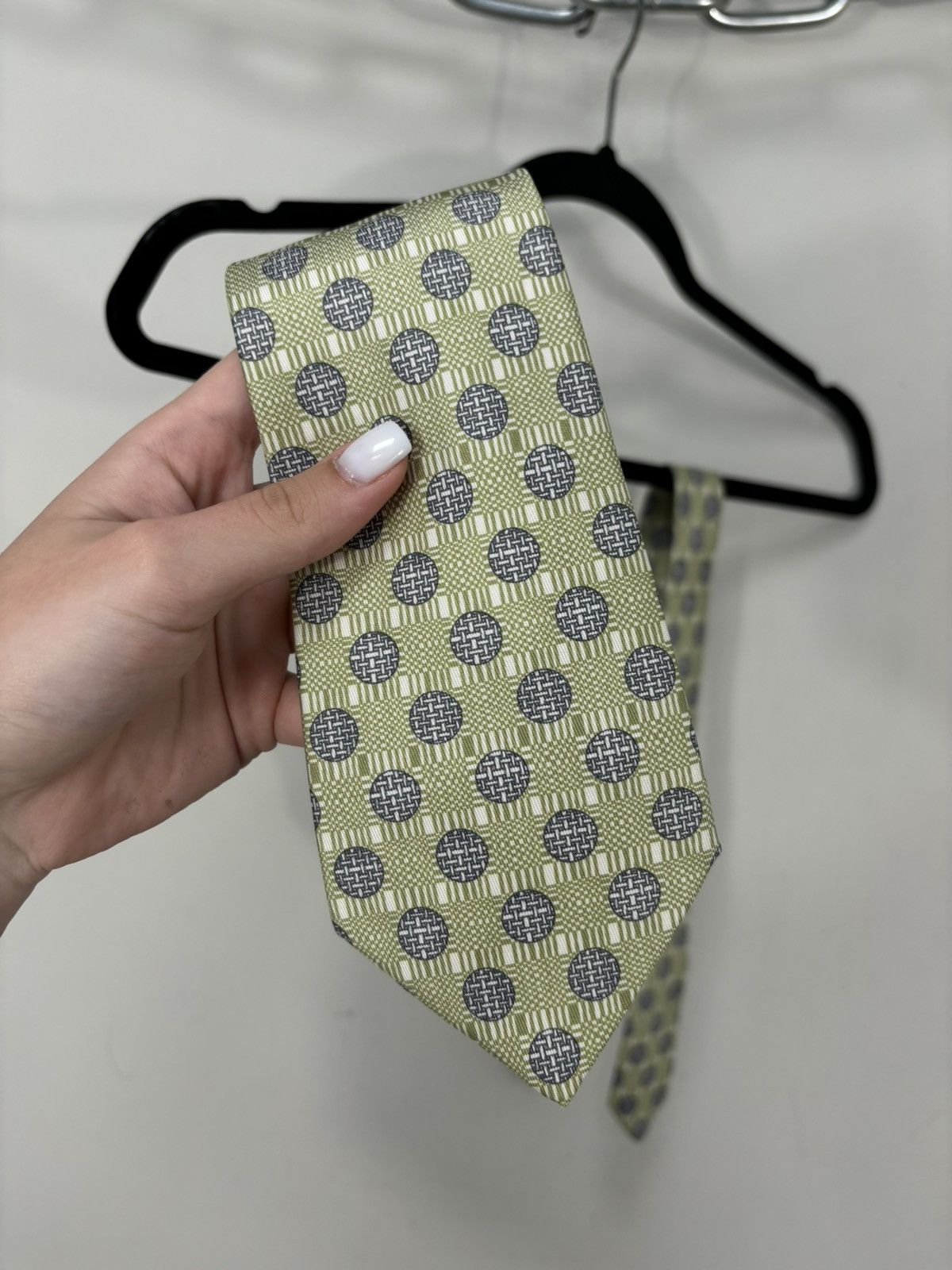Hermes Hermes Circle Net Design Rare Luxury Silk Tie Size ONE SIZE - 2 Thumbnail