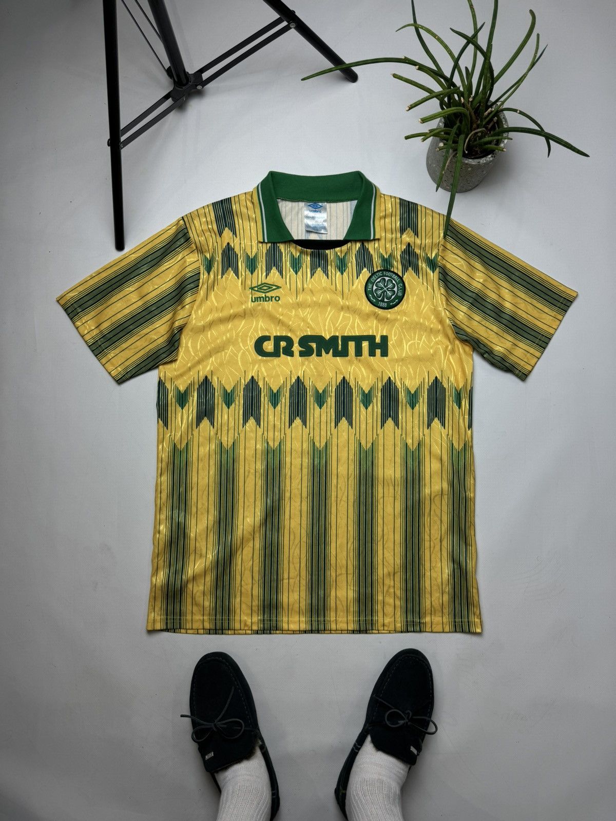 Umbro × Vintage Rare vintage soccer jersey umbro Celtic y2k (fake) Size US XL / EU 56 / 4 - 1 Thumbnail