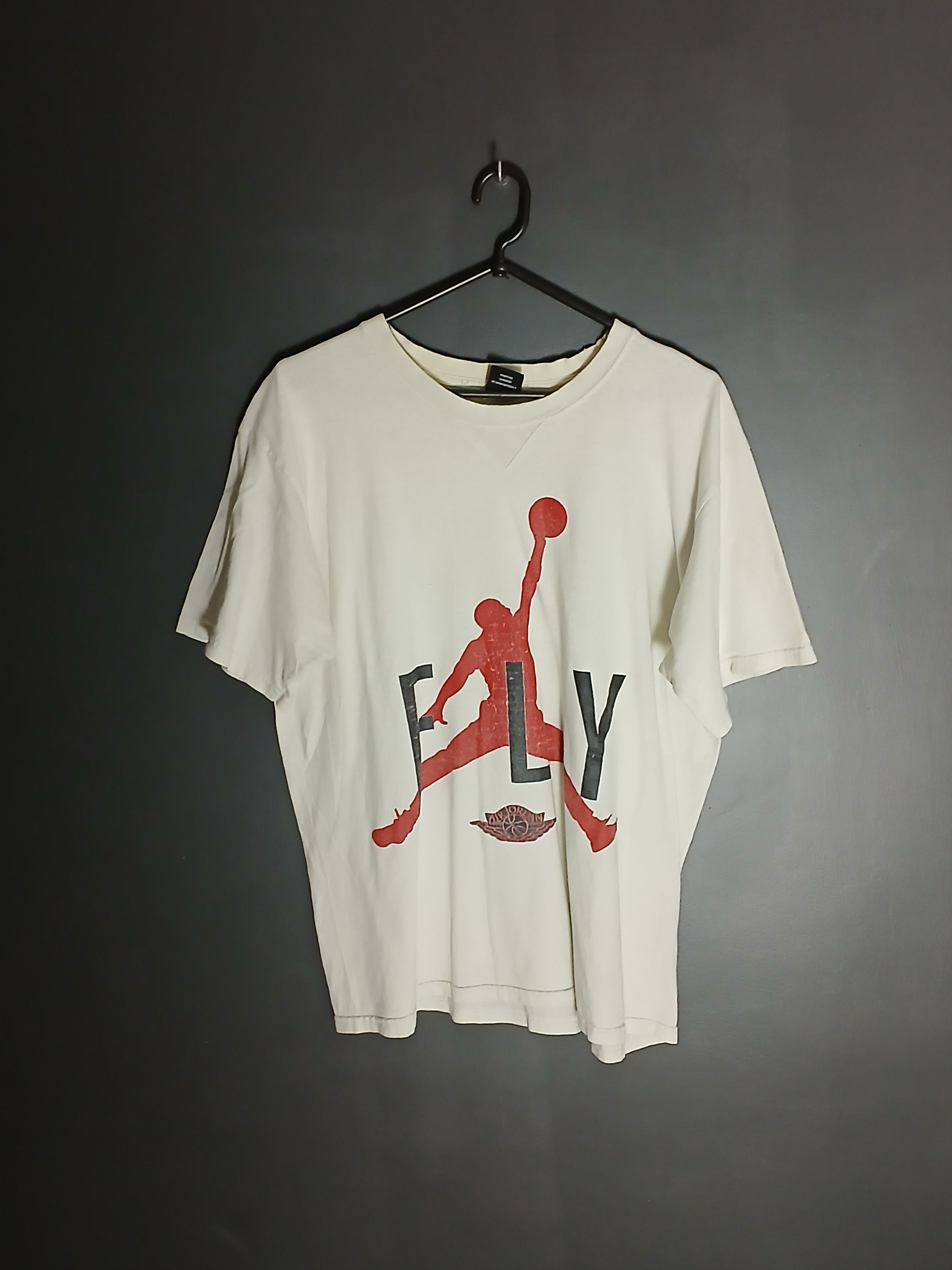 Jordan Brand Vintage Nike Jordan T-Shirt Size US M / EU 48-50 / 2 - 1 Thumbnail
