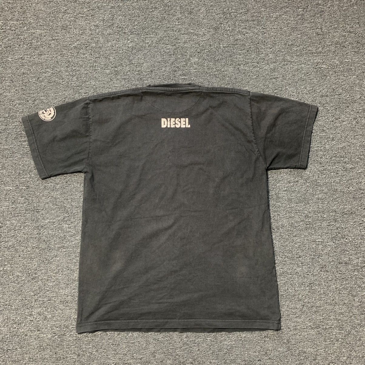 Diesel × Vintage Vintage Diesel y2k Big Logo T-Shirt Size US XXL / EU 58 / 5 - 11 Thumbnail