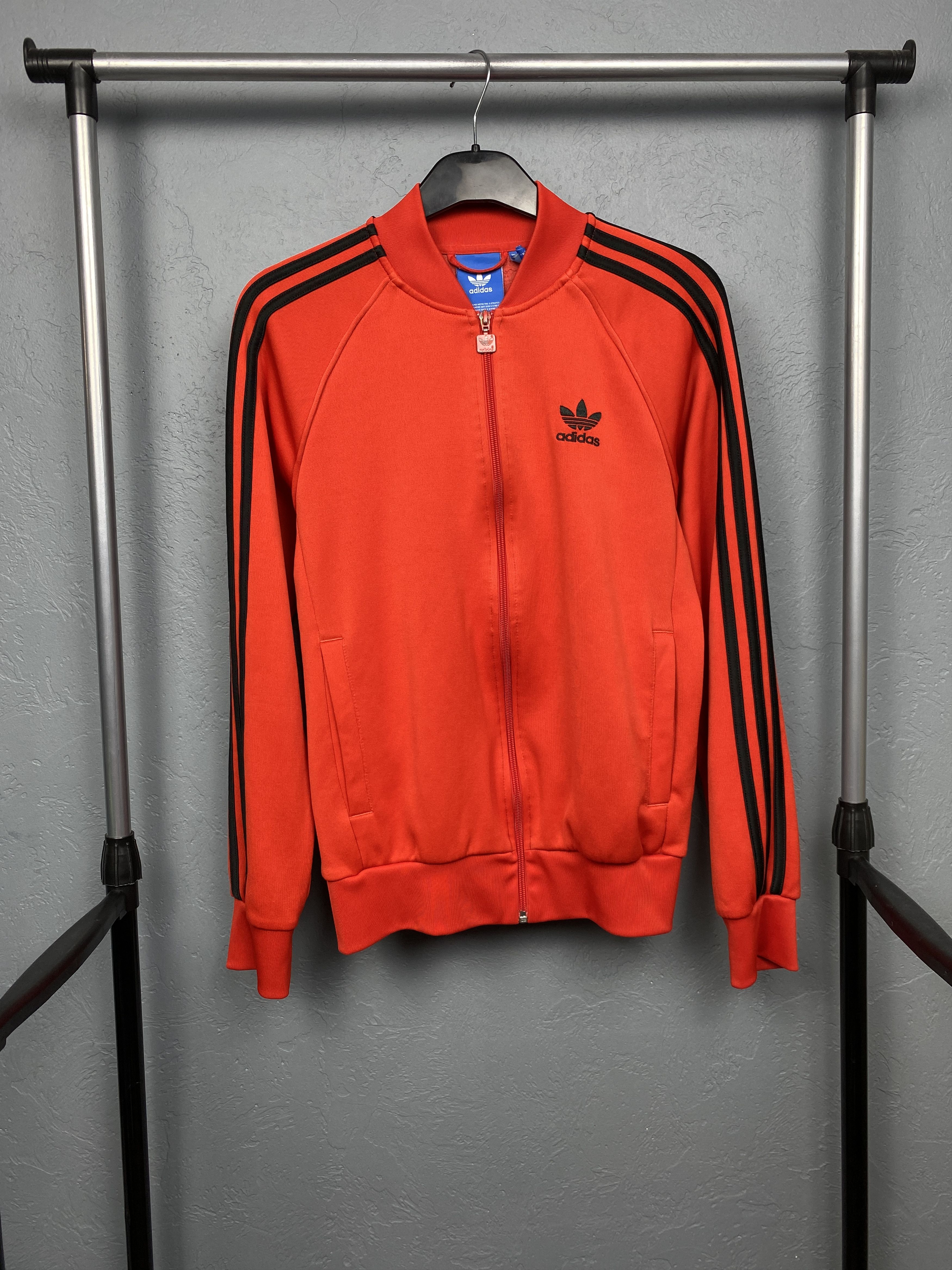 トップス 00s ADIDAS RED TRACK JACKET Y2K Y2k 00s Red Adidas Track Jacket - L – Rokit