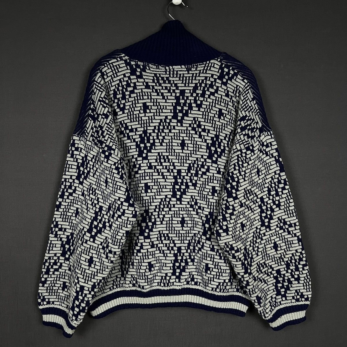 Lacoste RARE Vtg Lacoste Geometric Pattern Knit Cardigan Navy L Size US XXL / EU 58 / 5 - 6 Thumbnail