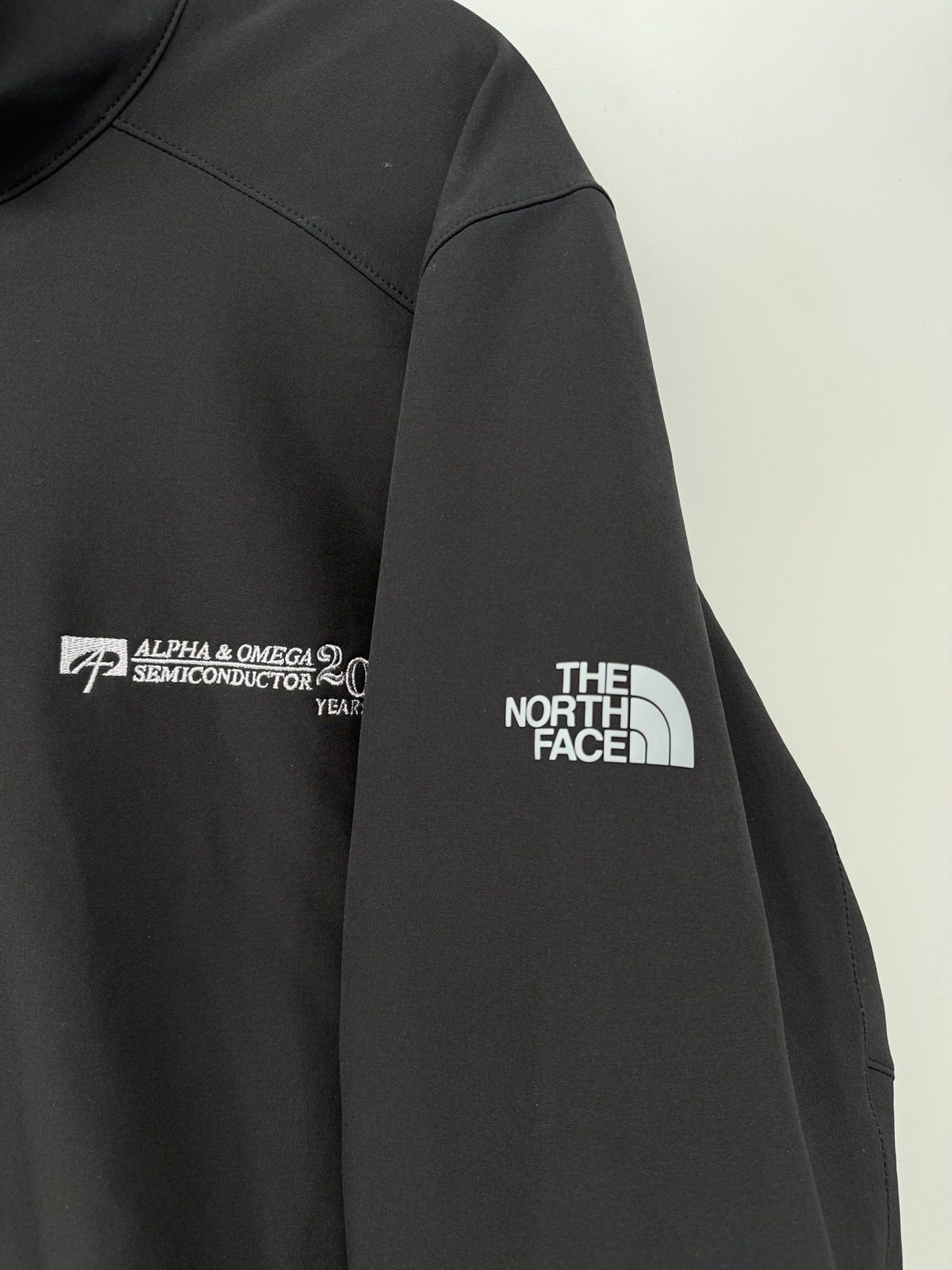 The North Face The North Face Windwall Softshell Black Full Zip Jacket Men Size US L / EU 52-54 / 3 - 2 Thumbnail