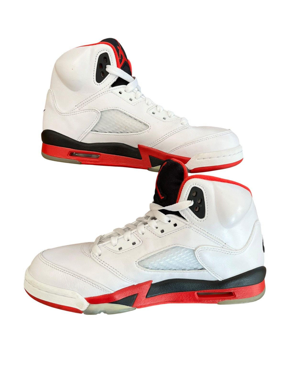 Jordan Brand Jordan 5 Retro Fire Red Black Tongue (2025) Size US 7 / EU 40 - 3 Thumbnail