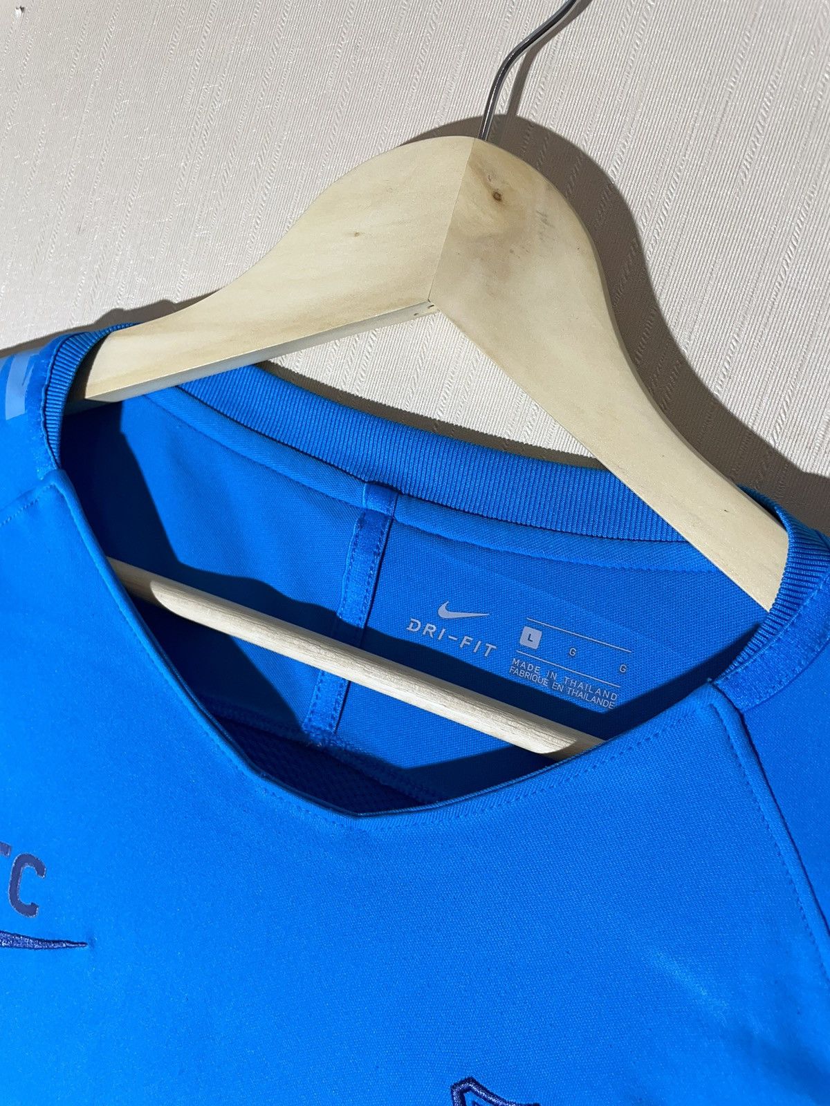 Nike Nike Barcelona soccer jersey Size US L / EU 52-54 / 3 - 6 Thumbnail
