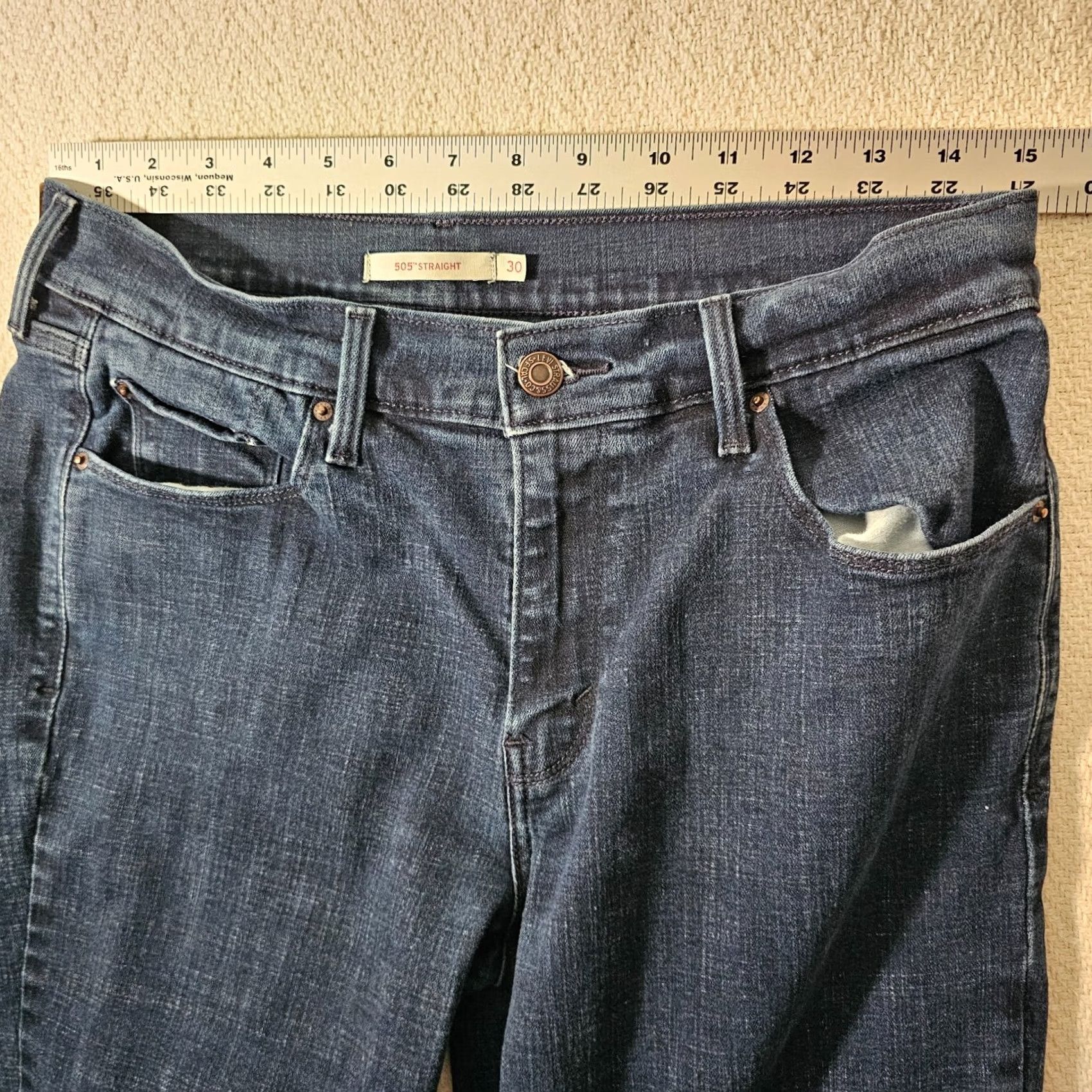Levi's VINTAGE? No. Levi's 505 Womens Straight Jeans Blue Denim Size 30 Regular 5-Pocket Mid Rise Adult Womens Jeans Size 30" / US 8 / IT 44 - 7 Thumbnail
