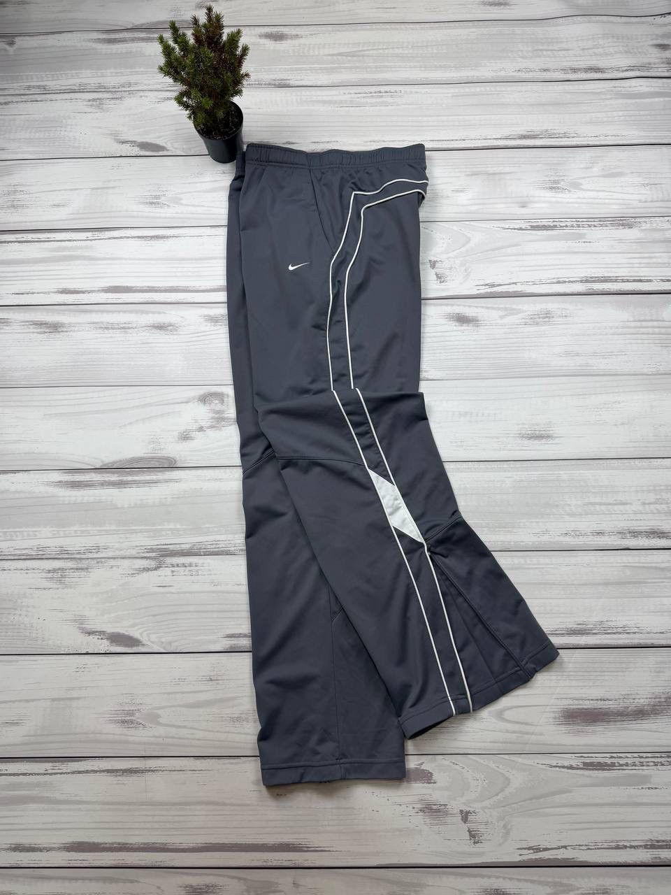 Vintage Nike Grey Baggy Track Pants / Drill Pants Y2K Era