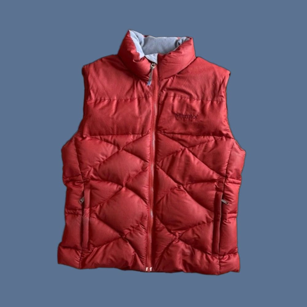 Marmot Women’s Marmot Puffer Vest Size Large Red Full Zip Sleeveless Outdoor 700 Down Vest Women Regular Fit Zip Size L / US 10 / IT 46 - 1 Thumbnail