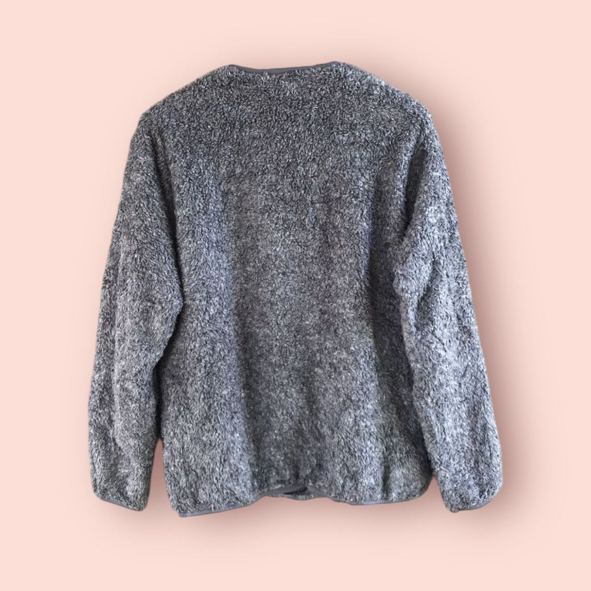 Japanese Brand × Jun Takahashi × Uniqlo UNIQLO SOFT FLUFFY FLEECE PULLOVER SWEATER Size US L / EU 52-54 / 3 - 6 Thumbnail