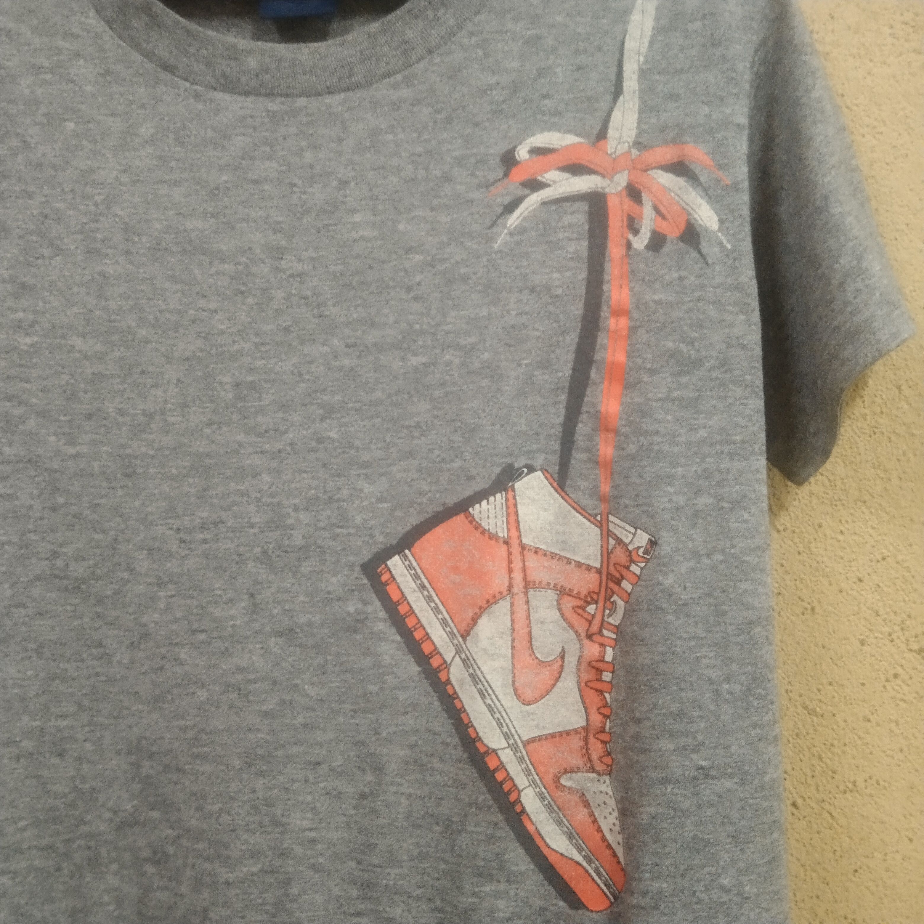 Nike Vintage 80s Nike AJ 1 shoe t-shirt Size US M / EU 48-50 / 2 - 6 Thumbnail