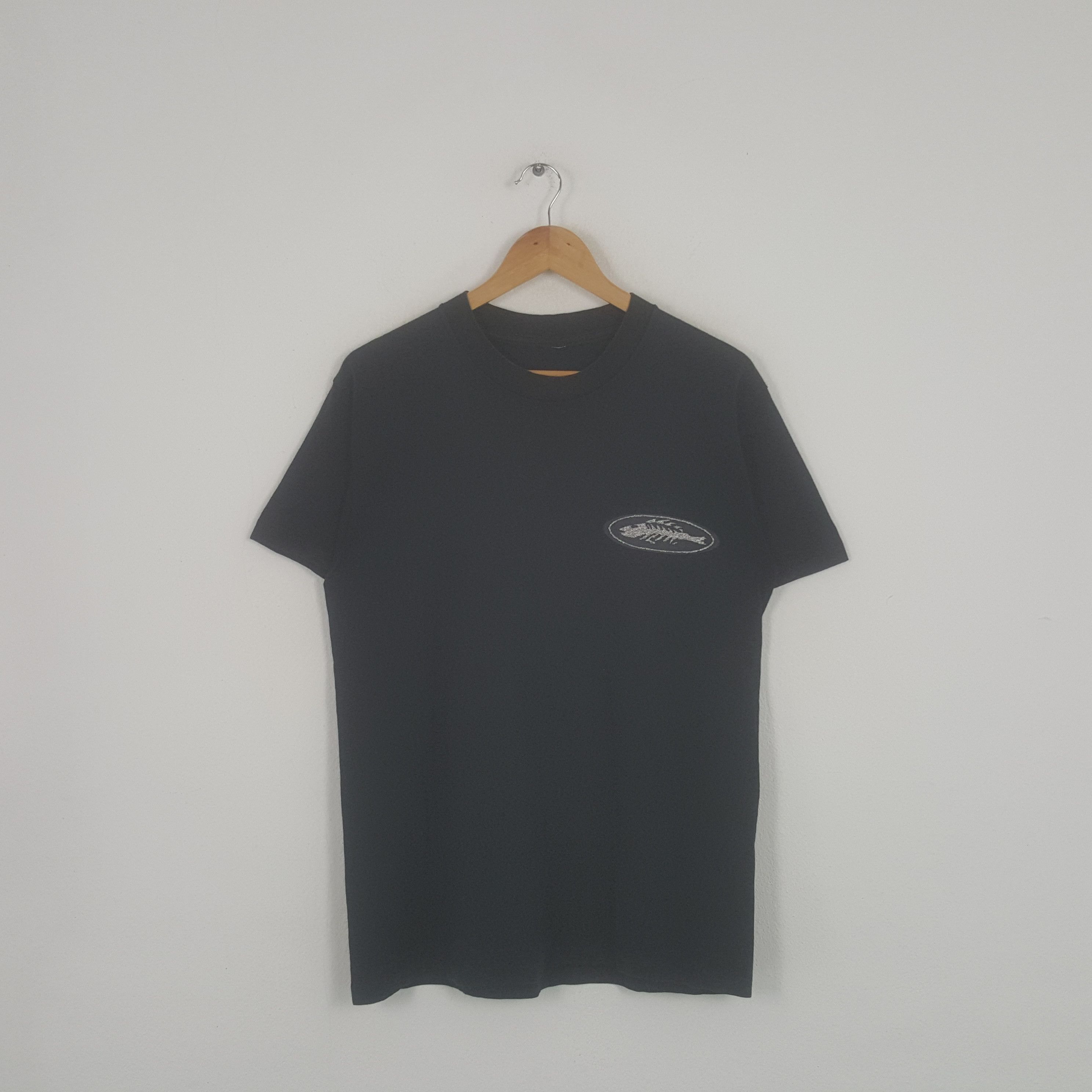 Vintage Vintage Bronze Age American Surfing Style Tshirt Size US M / EU 48-50 / 2 - 3 Thumbnail