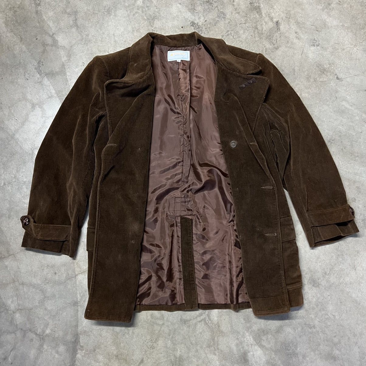 Disney × Mickey Mouse × Vintage Vintage Disneyland 🇺🇸 Cast-Member Employee Corduroy Jacket Size US XL / EU 56 / 4 - 5 Thumbnail
