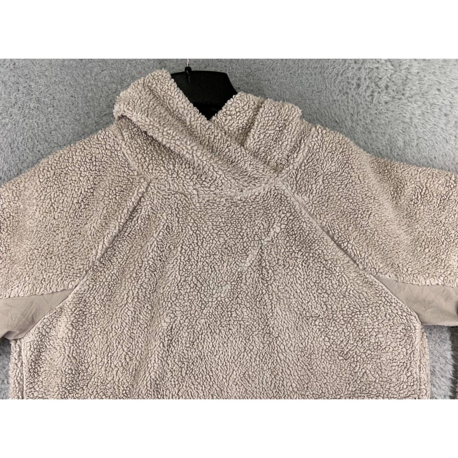 Nike Nike Sweater Women's Medium Beige 100% Polyester Sherpa Hooded Long Sleeve Crop Knit Pullover Fall Winter Size M / US 6-8 / IT 42-44 - 7 Thumbnail