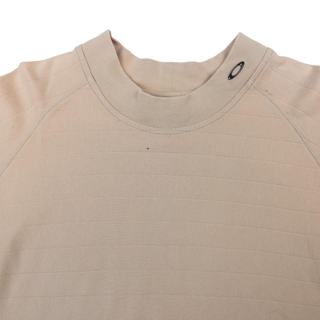 Oakley Vintage Oakley Ribbed T Shirt Size XL Size US XL / EU 56 / 4 - 4 Thumbnail